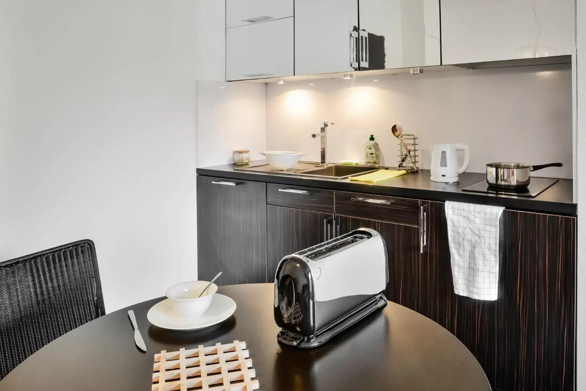 Coffee/tea facilities, Kitchen/Kitchenette in Adagio Grenoble Centre