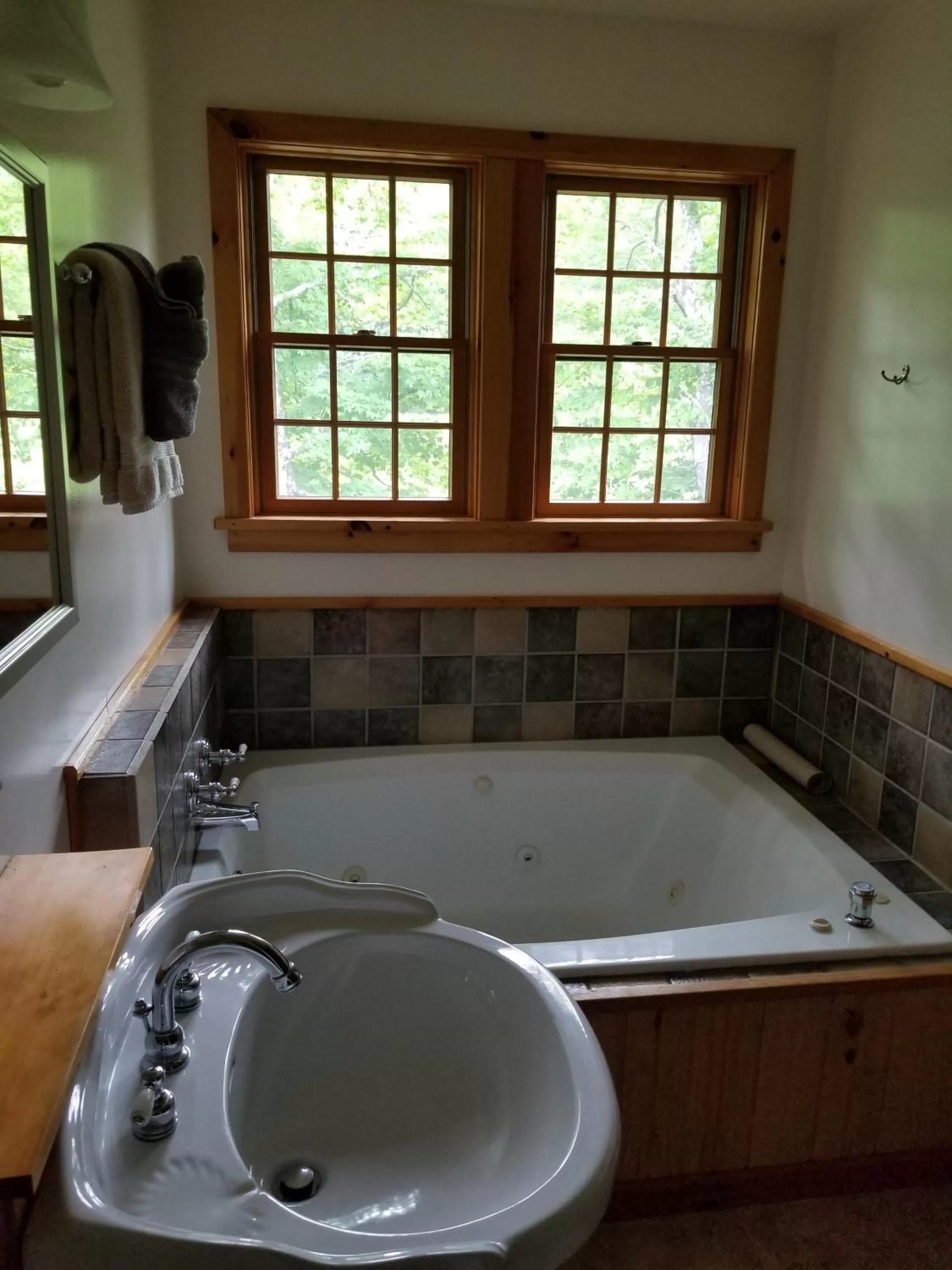 Bathroom in Trails End Inn