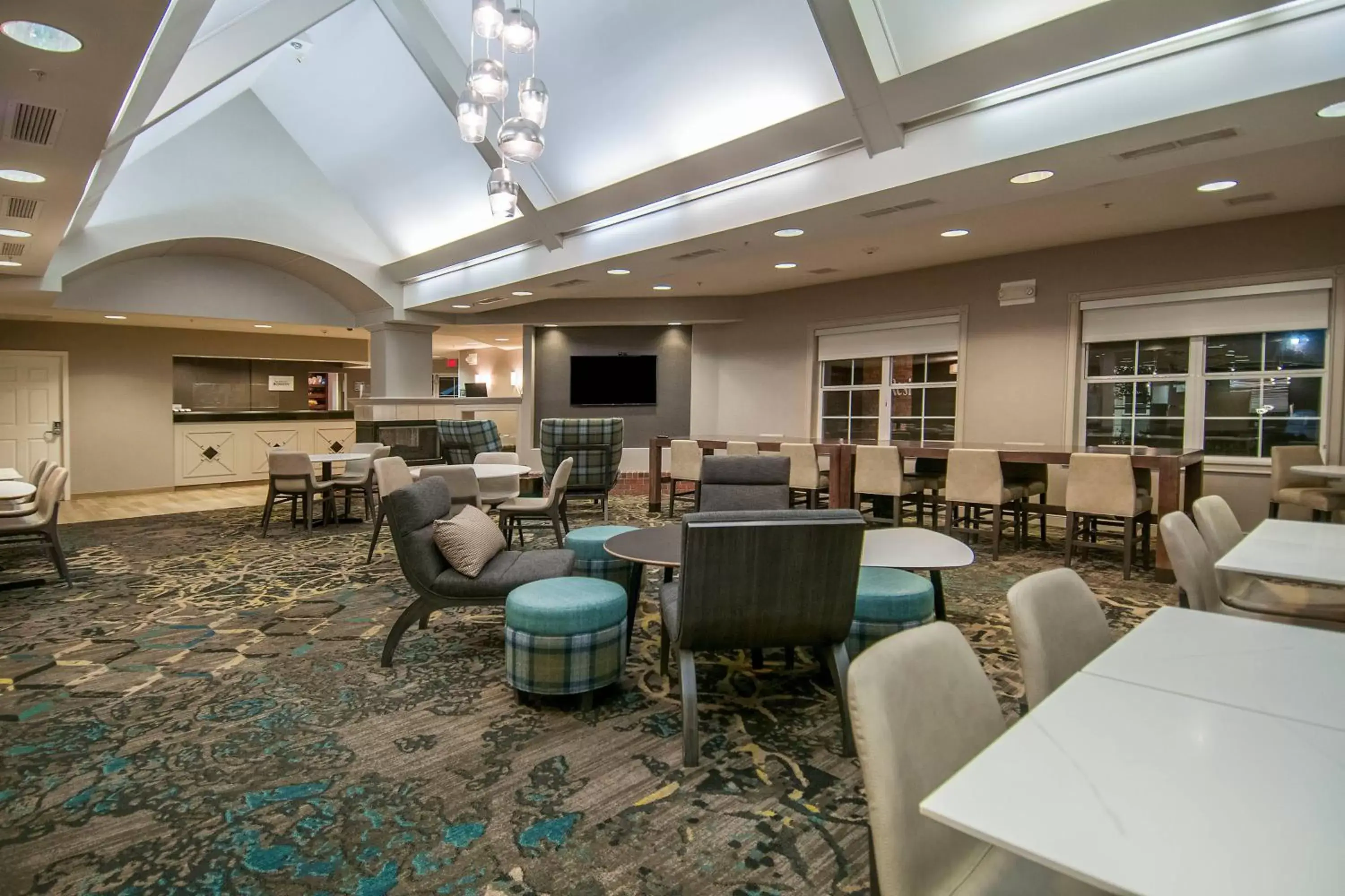 Lobby or reception, Lounge/Bar in Residence Inn by Marriott Springdale