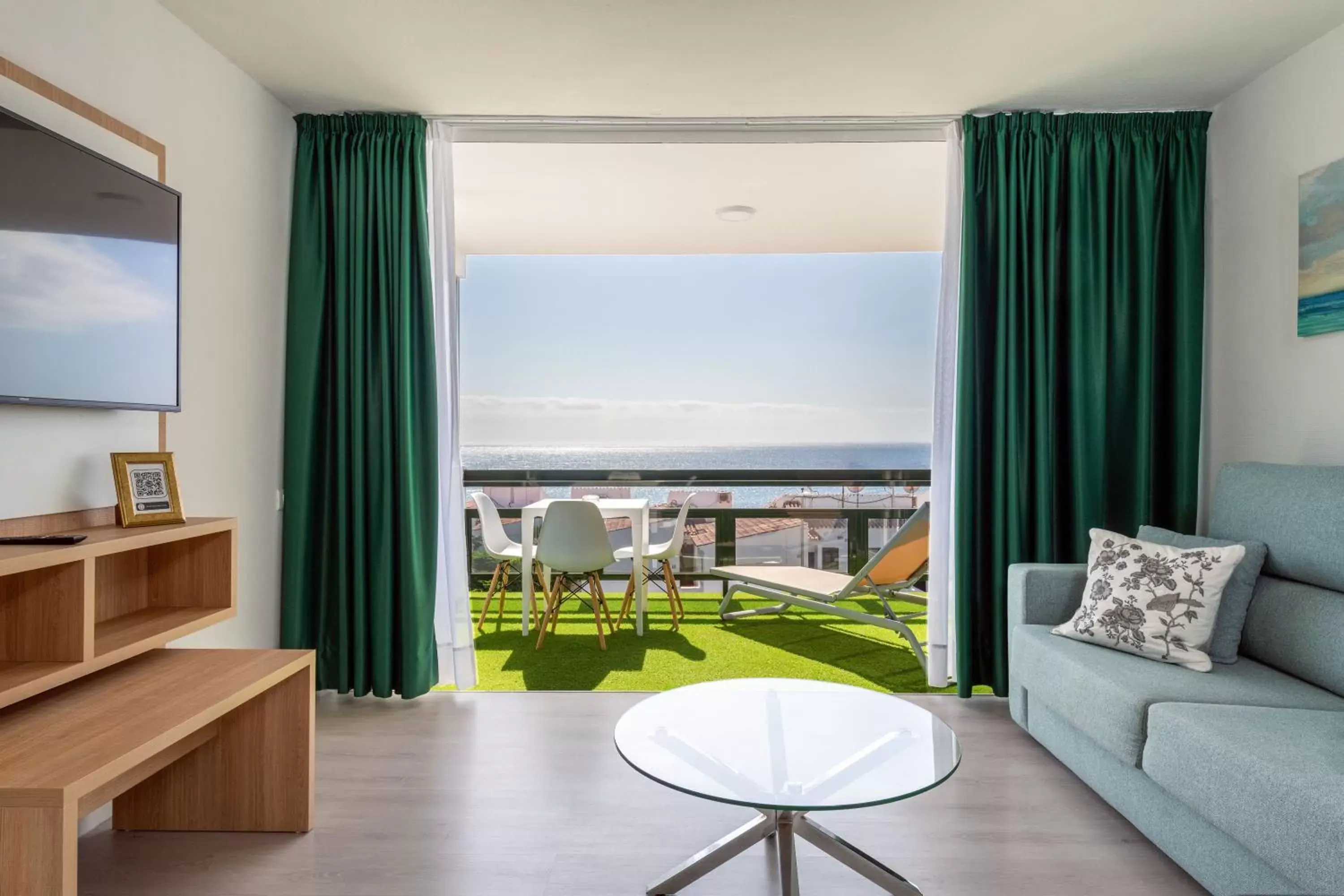 Junior Suite with Sea View in Roca Verde - Playa del Inglés Junior Suite with Sea View in Roca Verde - Playa del Inglés