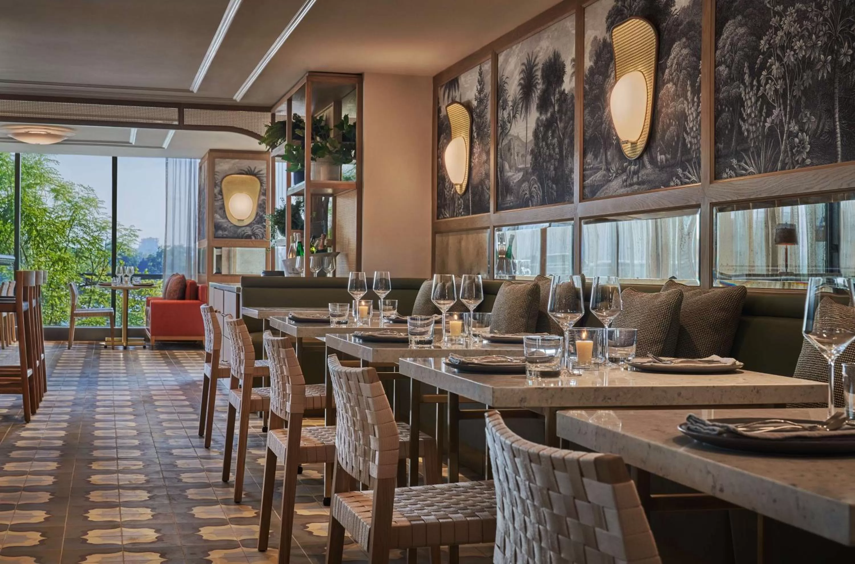 Lounge or bar in Pendry Washington DC - The Wharf