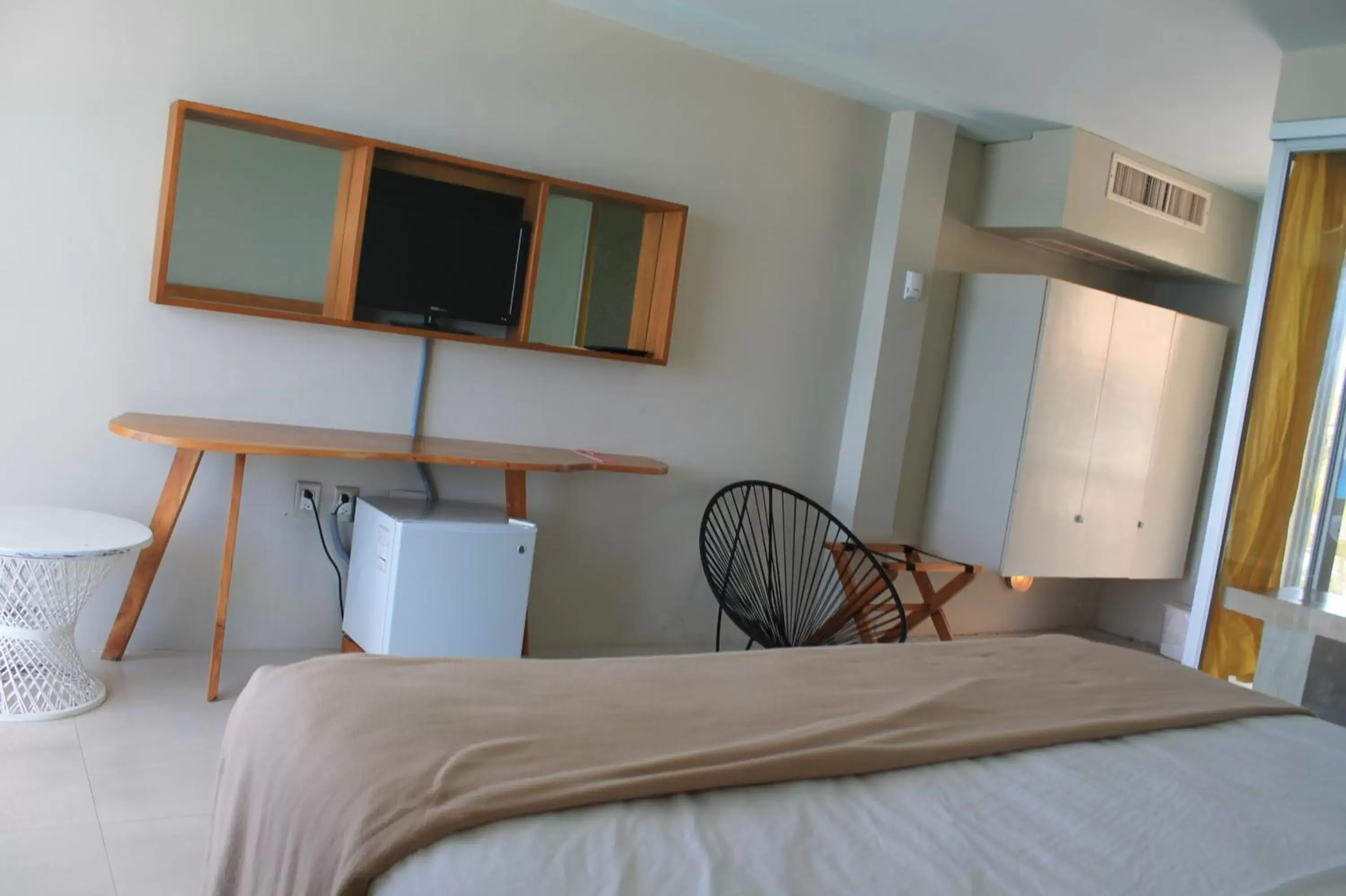 Bathroom, TV/Entertainment Center in Rocamar Hotel Isla Mujeres