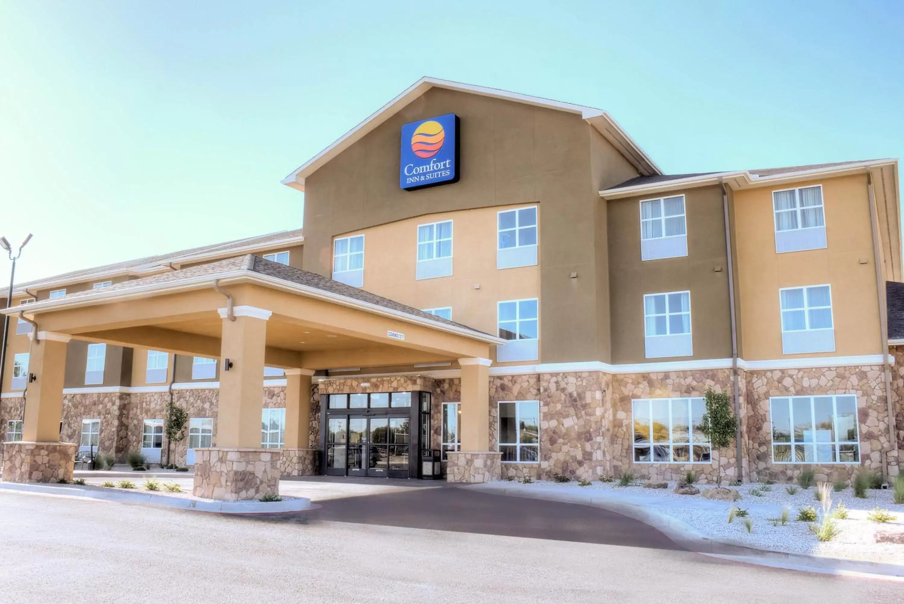 Facade/entrance, Property Building in Comfort Inn & Suites Artesia