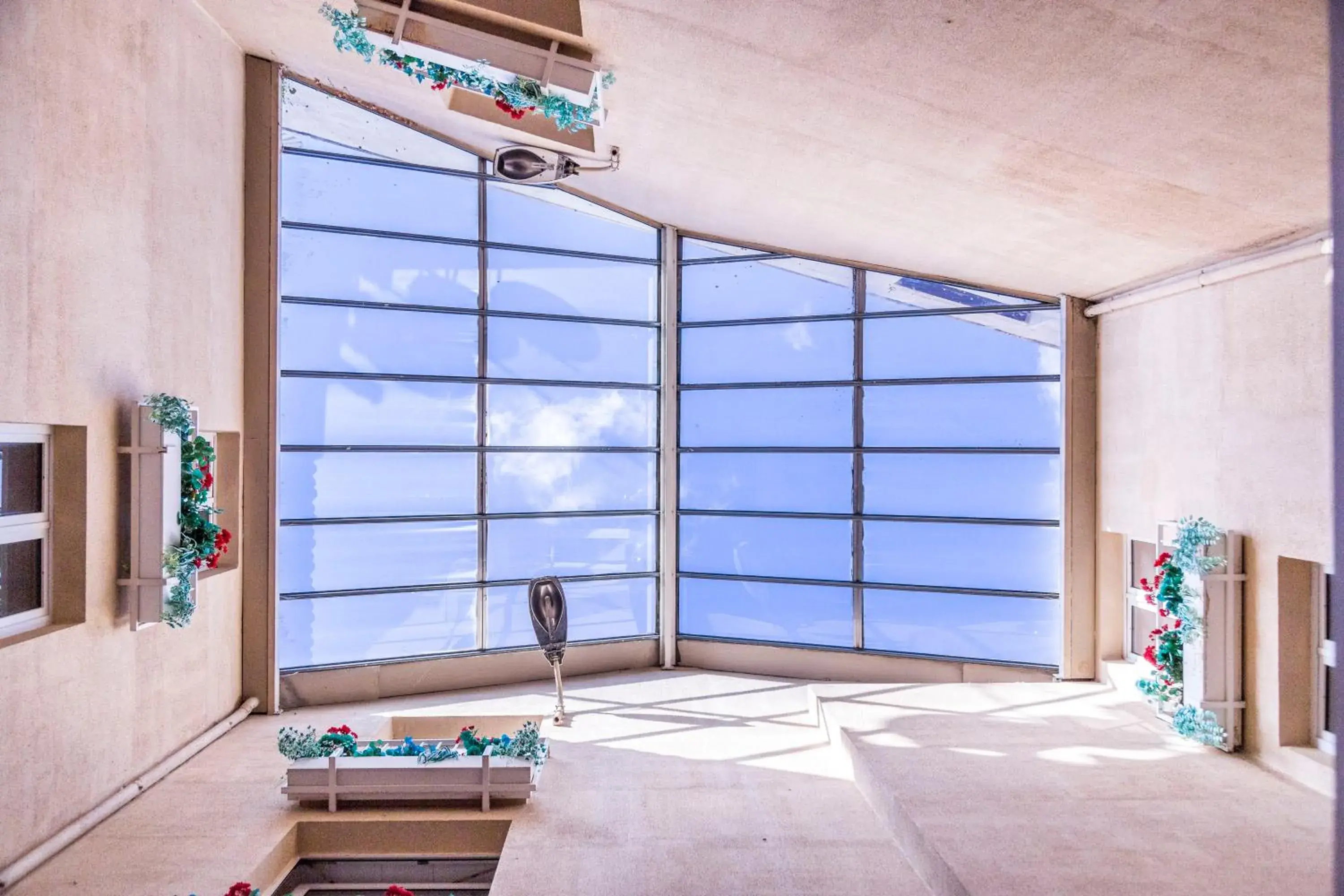 Property building in Hotel Des Arts Property building in Hotel Des Arts