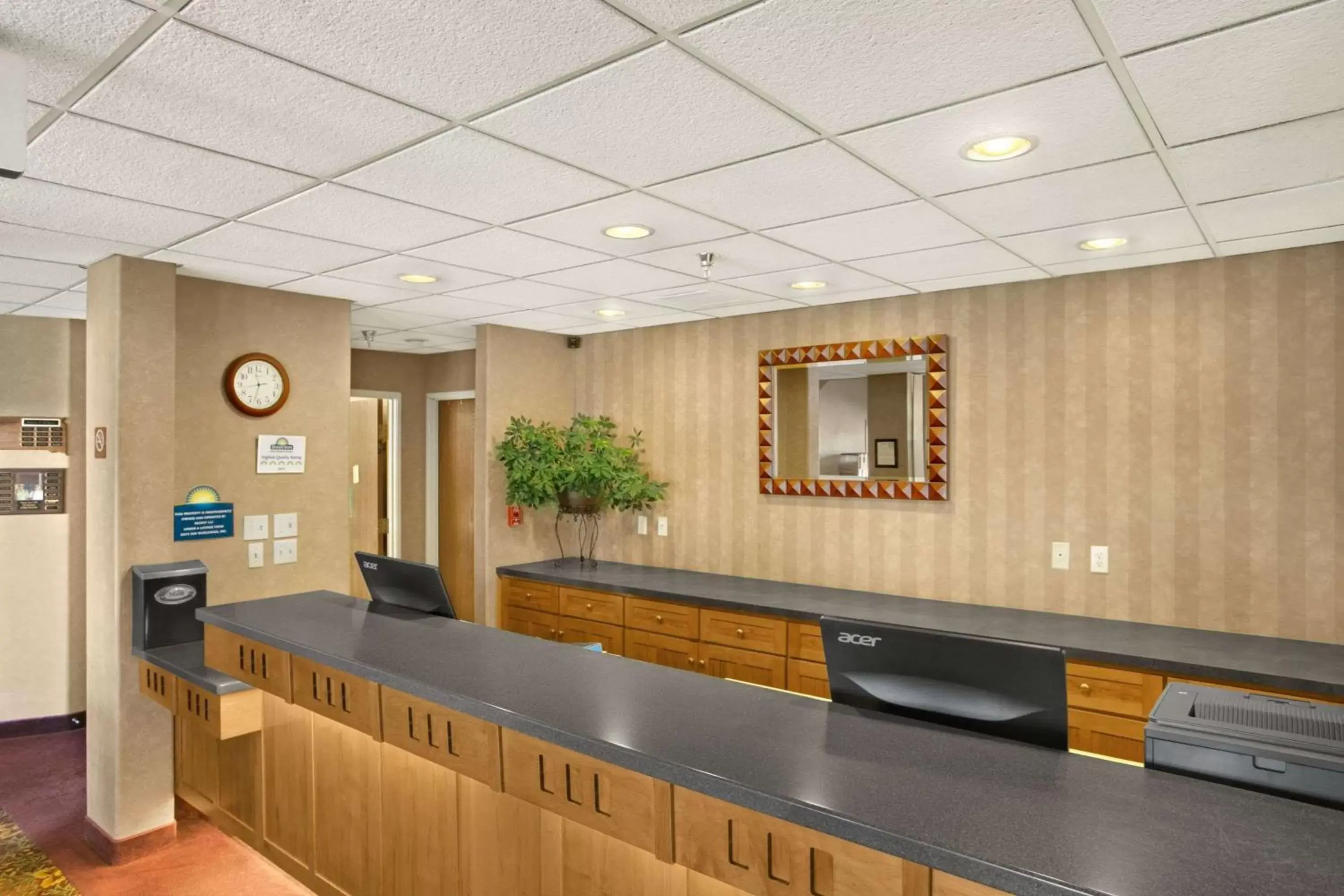 Lobby or reception, Lobby/Reception in Days Inn by Wyndham Rapid City