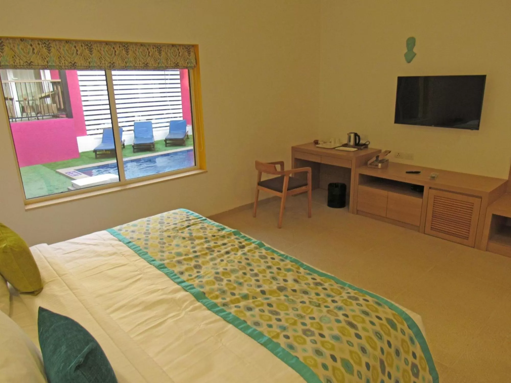 Bed in Acron Seaway Resort