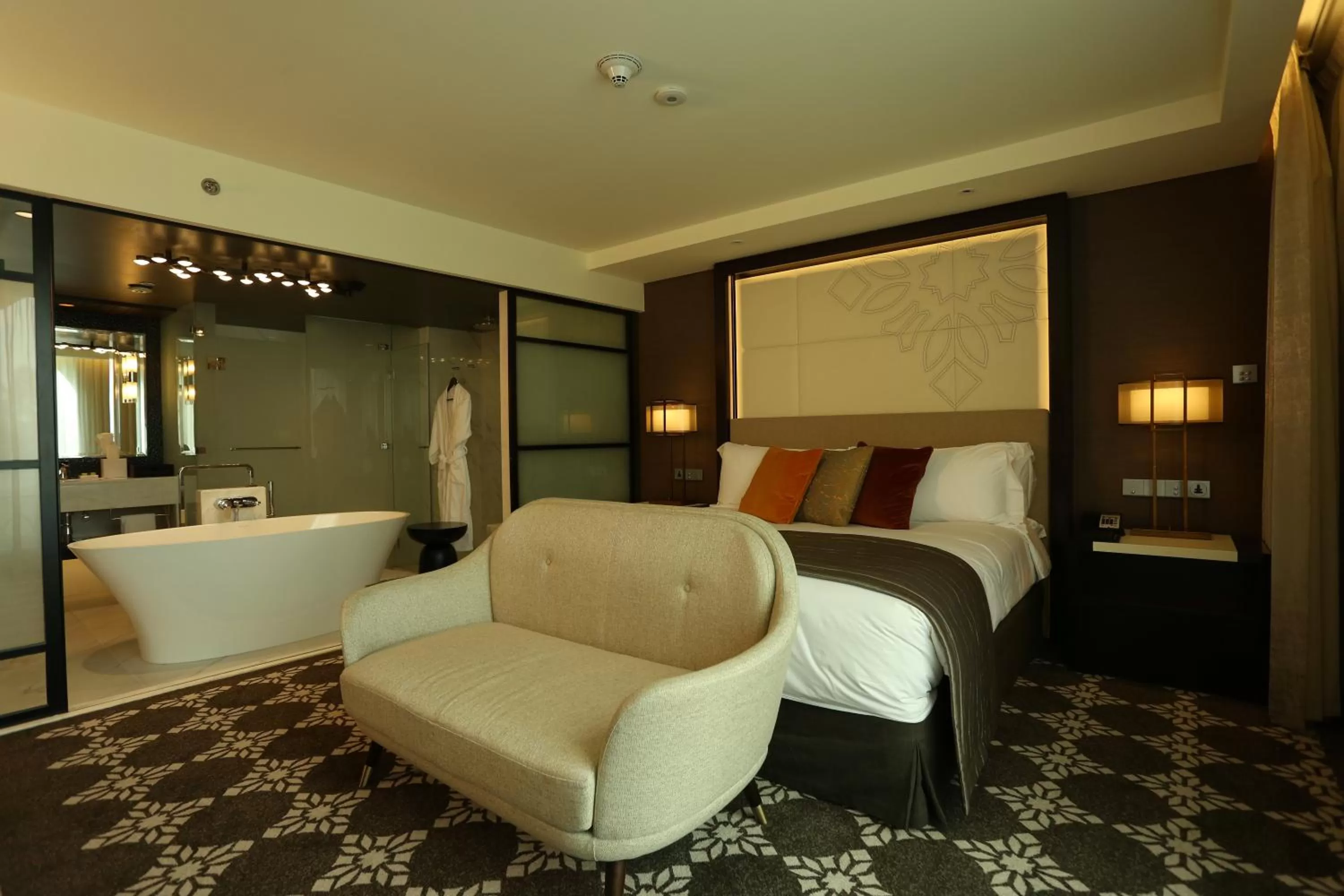 Photo of the whole room, Bed in InterContinental Dhaka by IHG