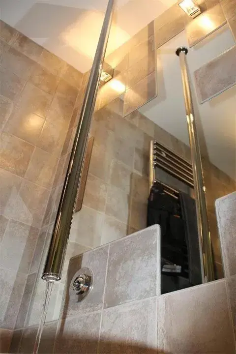 Bathroom in Le Jour et la Nuit, Maison d'hôtes