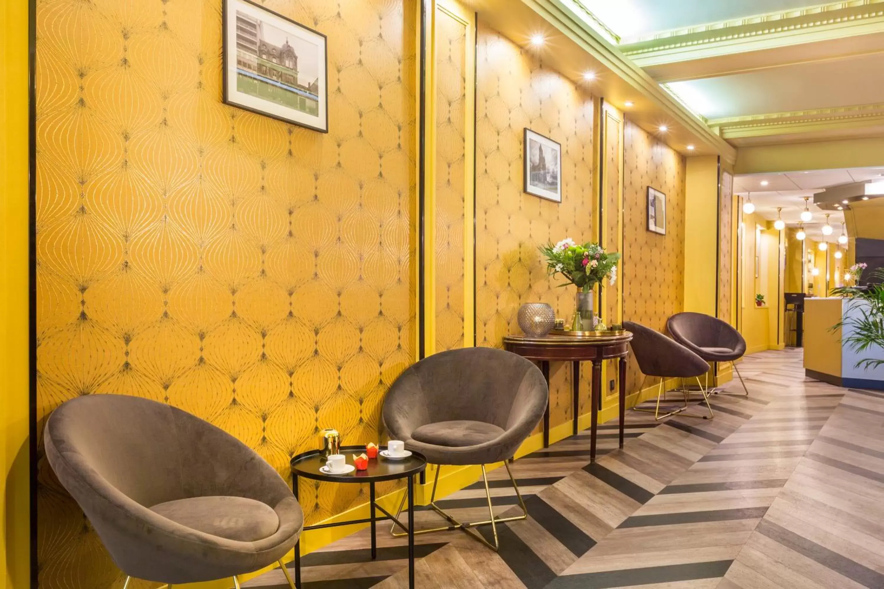 Lobby or reception in Best Western Hotel Centre Reims Lobby or reception in Best Western Hotel Centre Reims