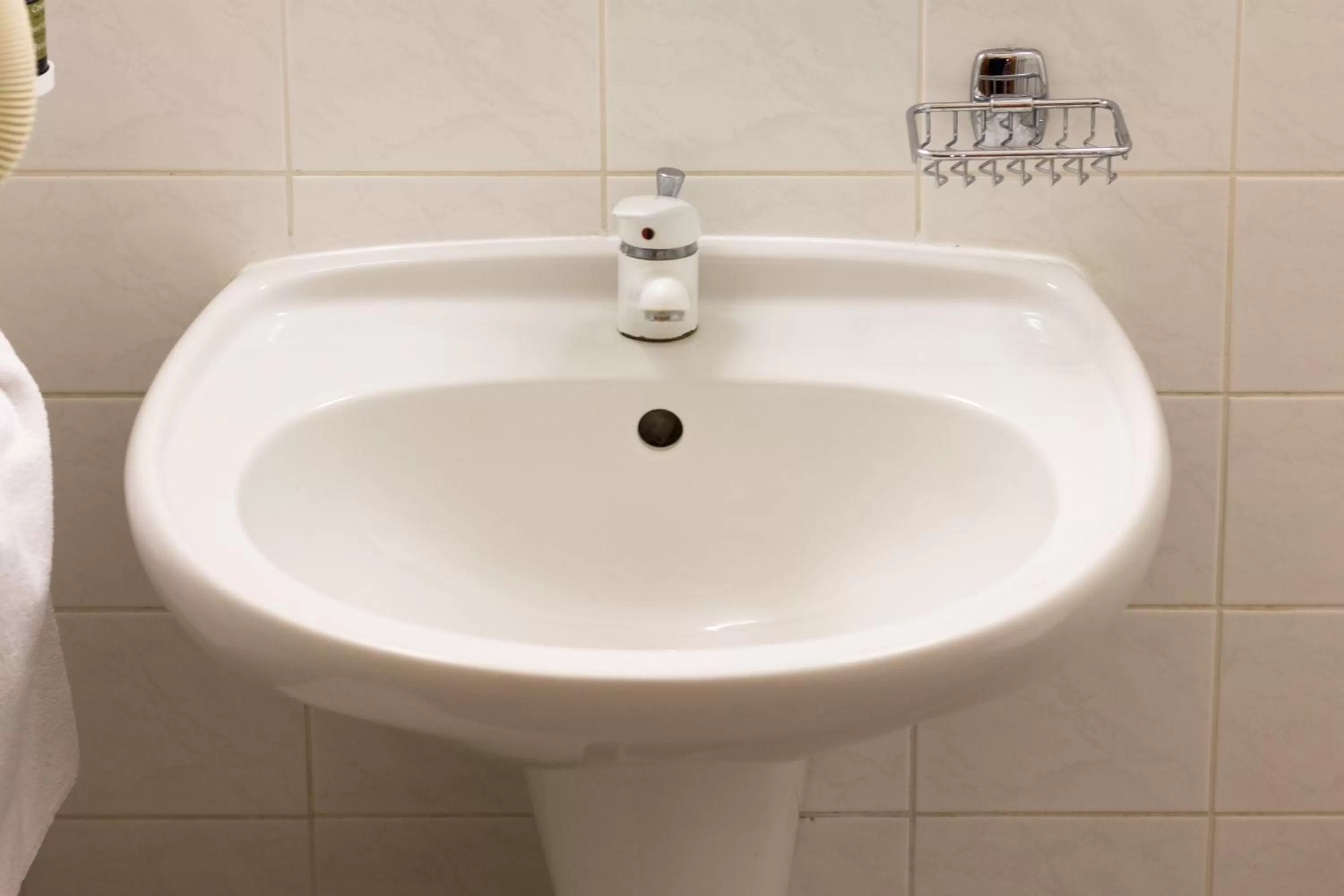 Bathroom in Ensana Hvězda - Imperiál - Neapol