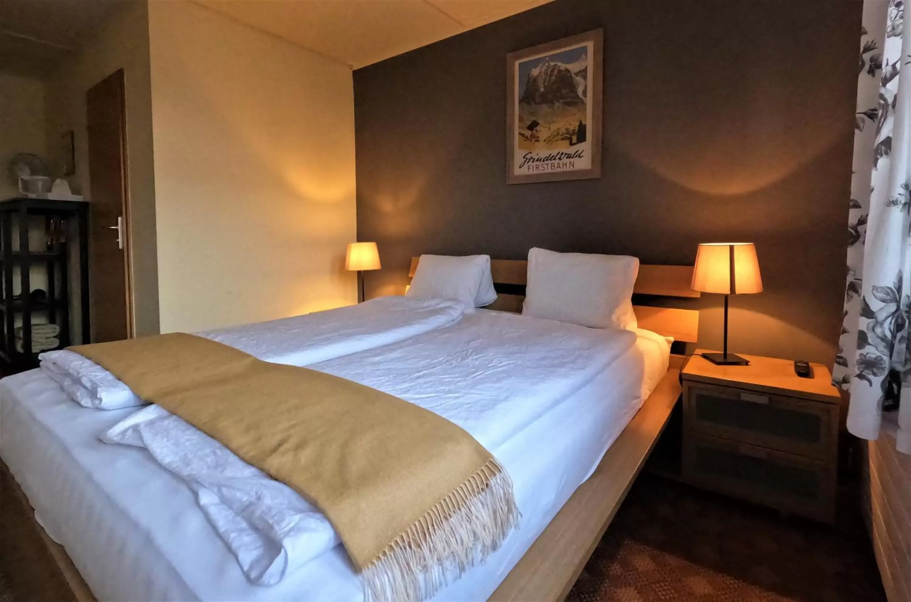 Double Room with Balcony in Alpenrose Hotel and Gardens Double Room with Balcony in Alpenrose Hotel and Gardens
