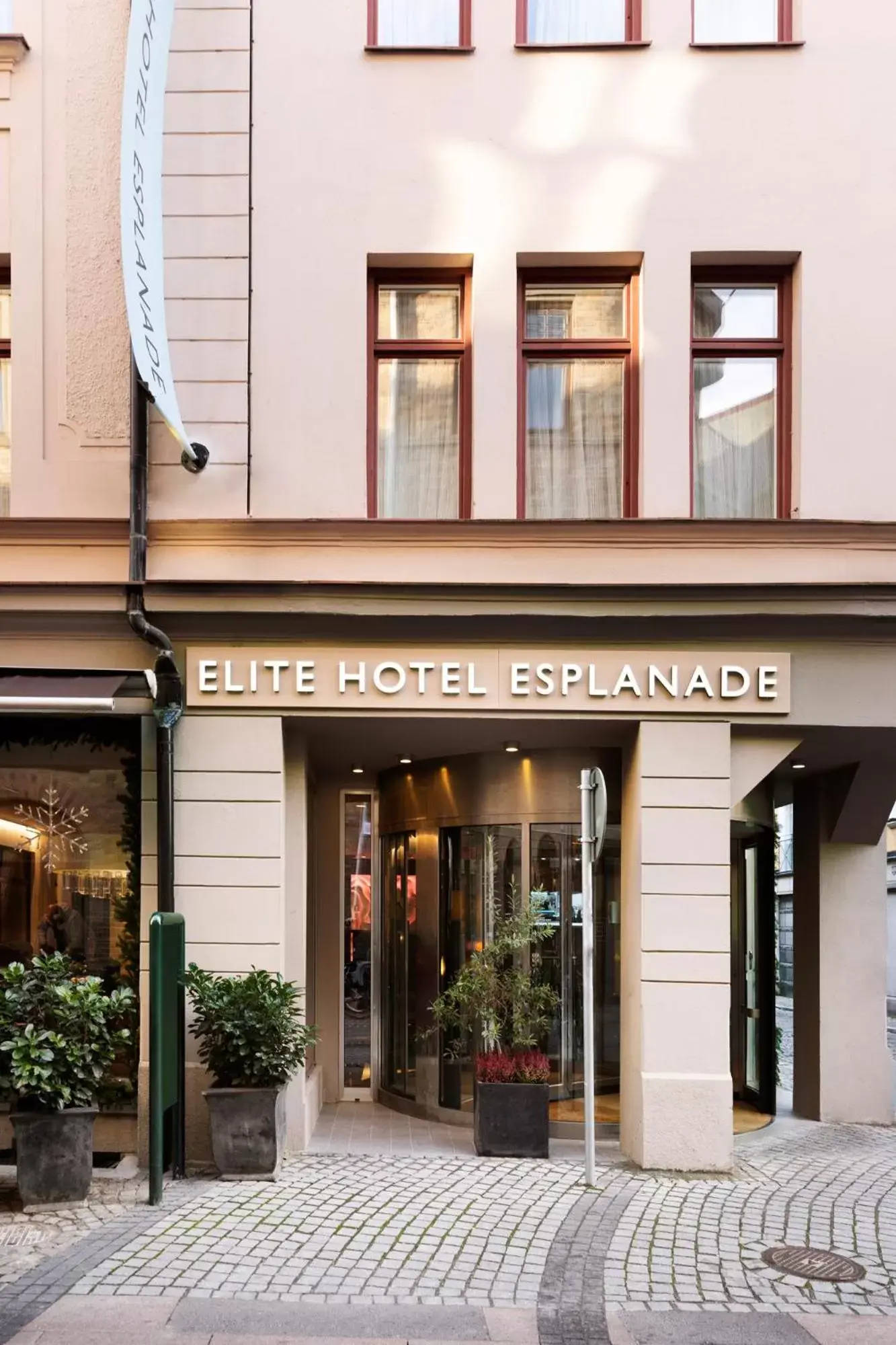 Facade/entrance in Elite Hotel Esplanade