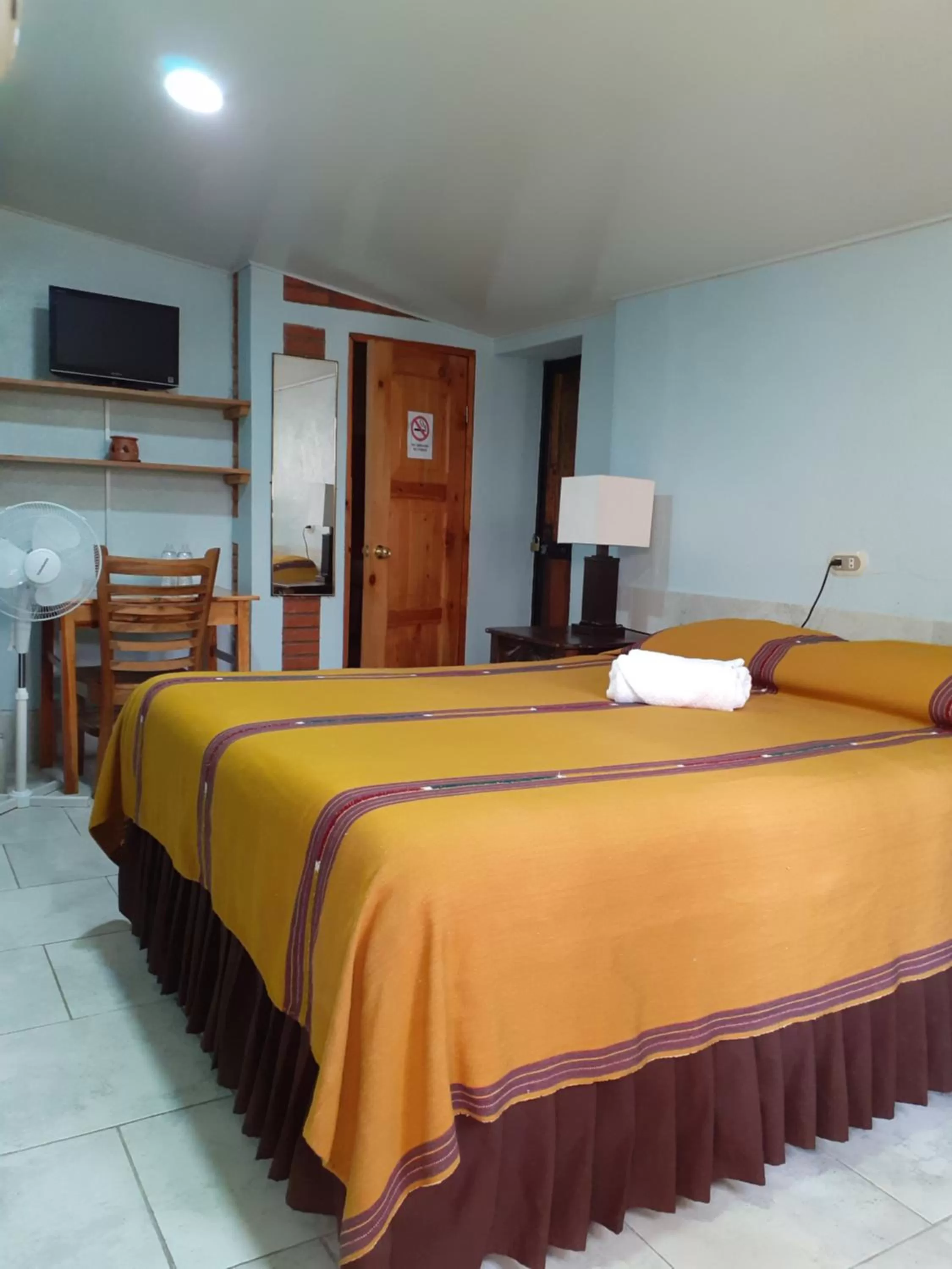 Photo of the whole room, Bed in Hotel Utz Jay