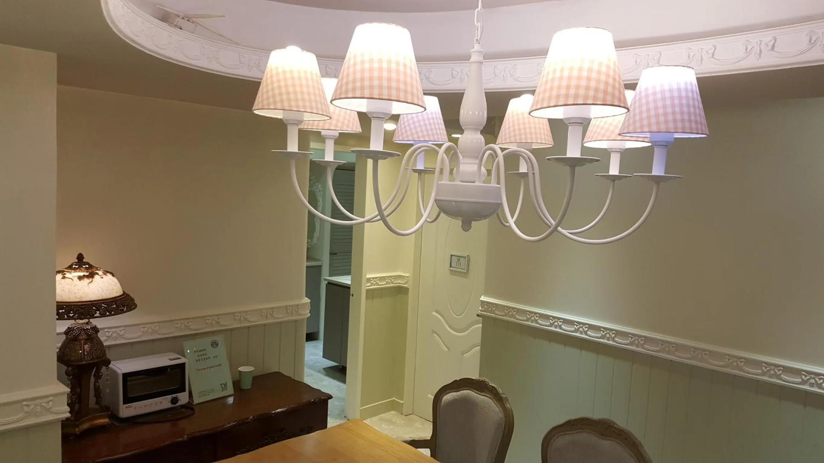 Decorative detail in 橙舍太空艙 TW Capsule Hostel