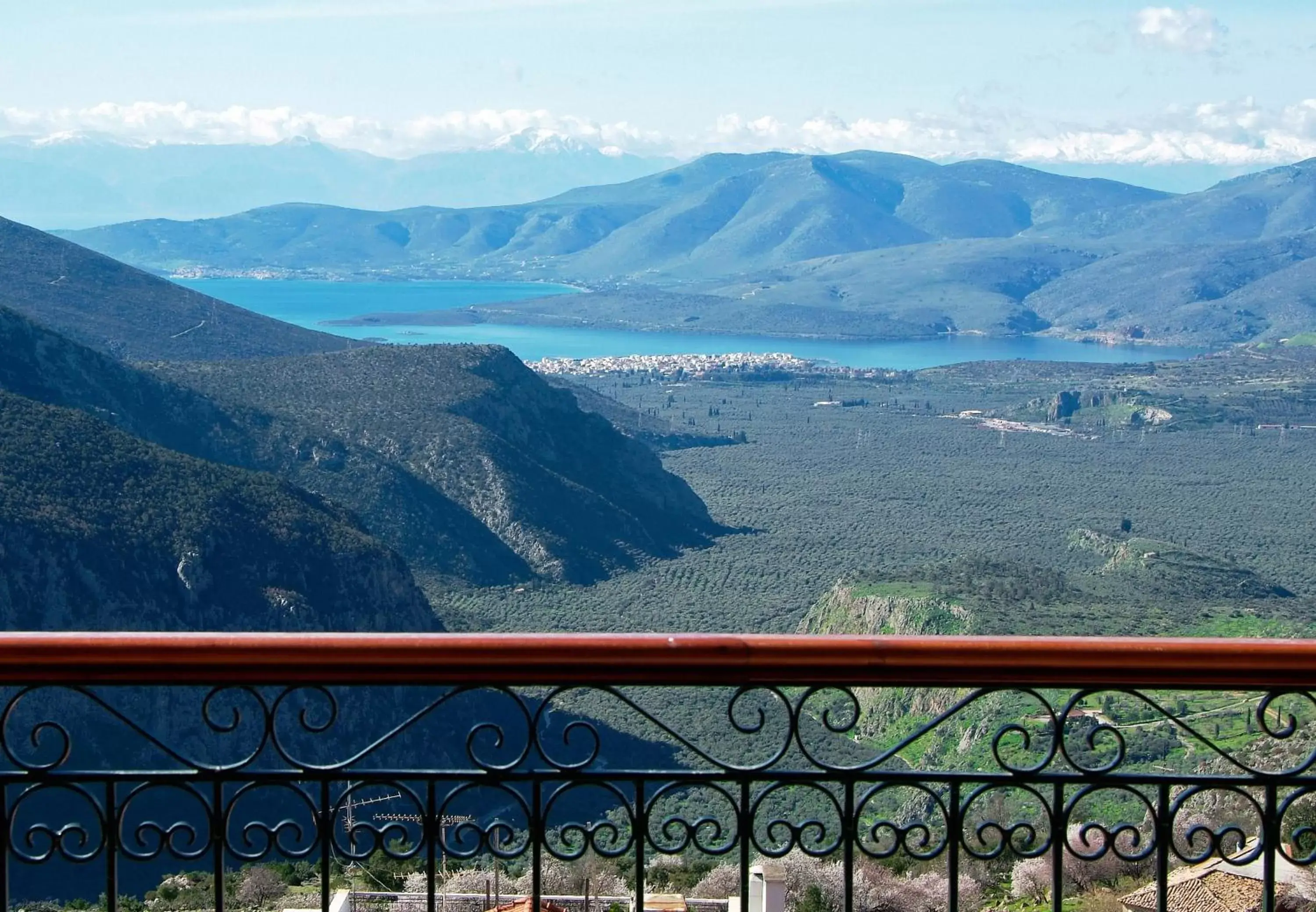 View (from property/room), Mountain View in Fedriades Delphi Hotel