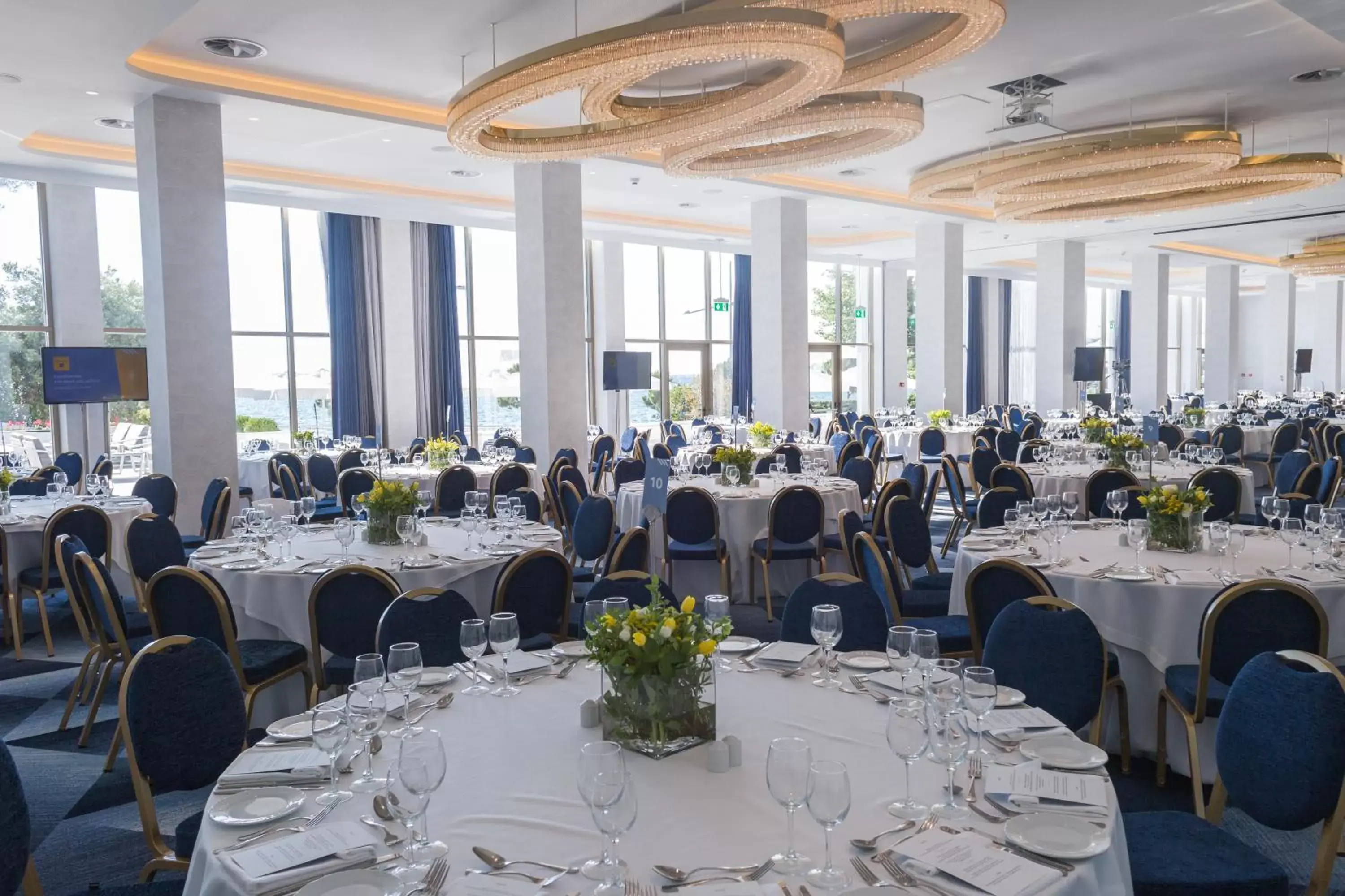 Banquet/Function facilities, Restaurant/Places to Eat in Makedonia Palace