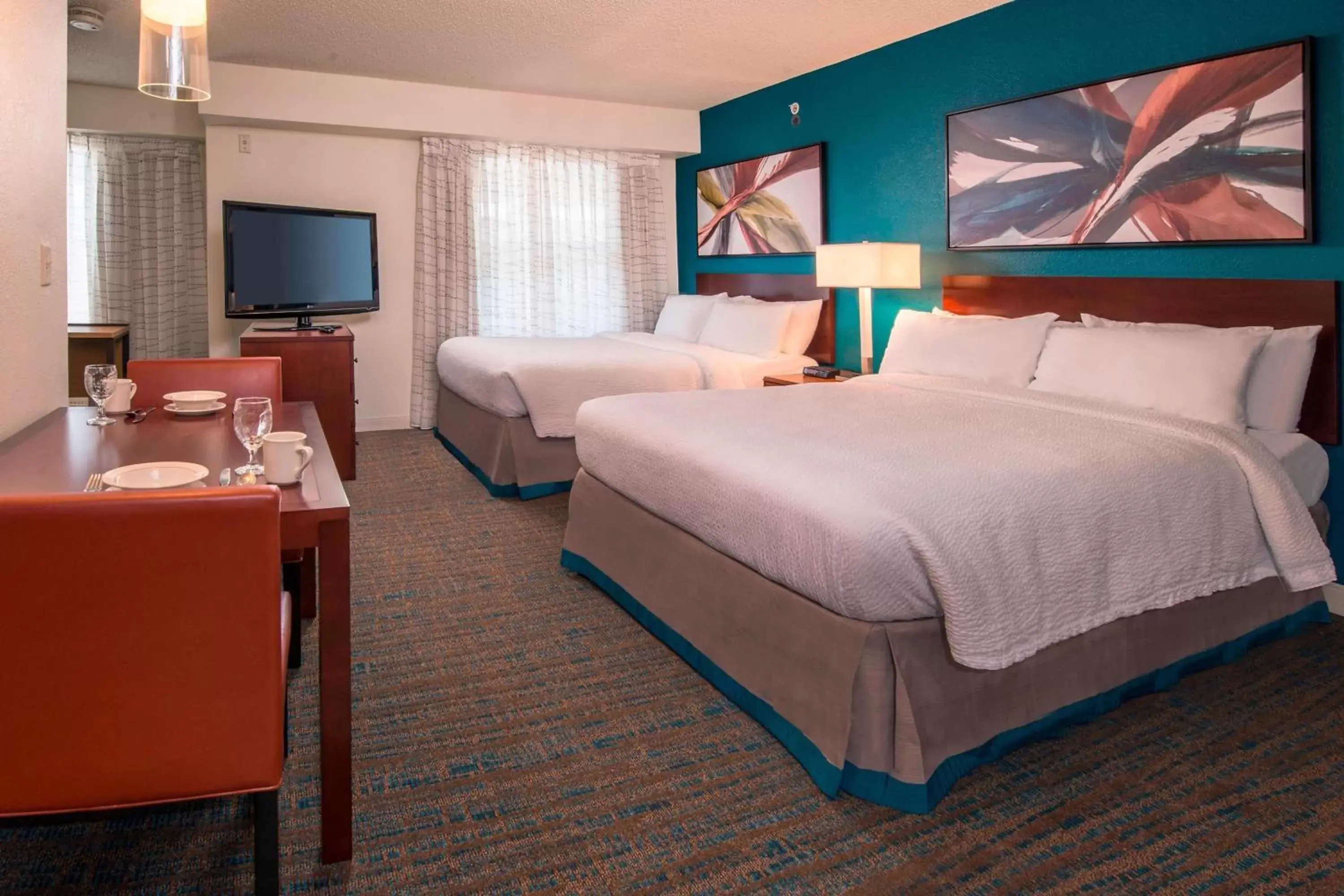 Photo of the whole room, Bed in Residence Inn Fairfax Merrifield