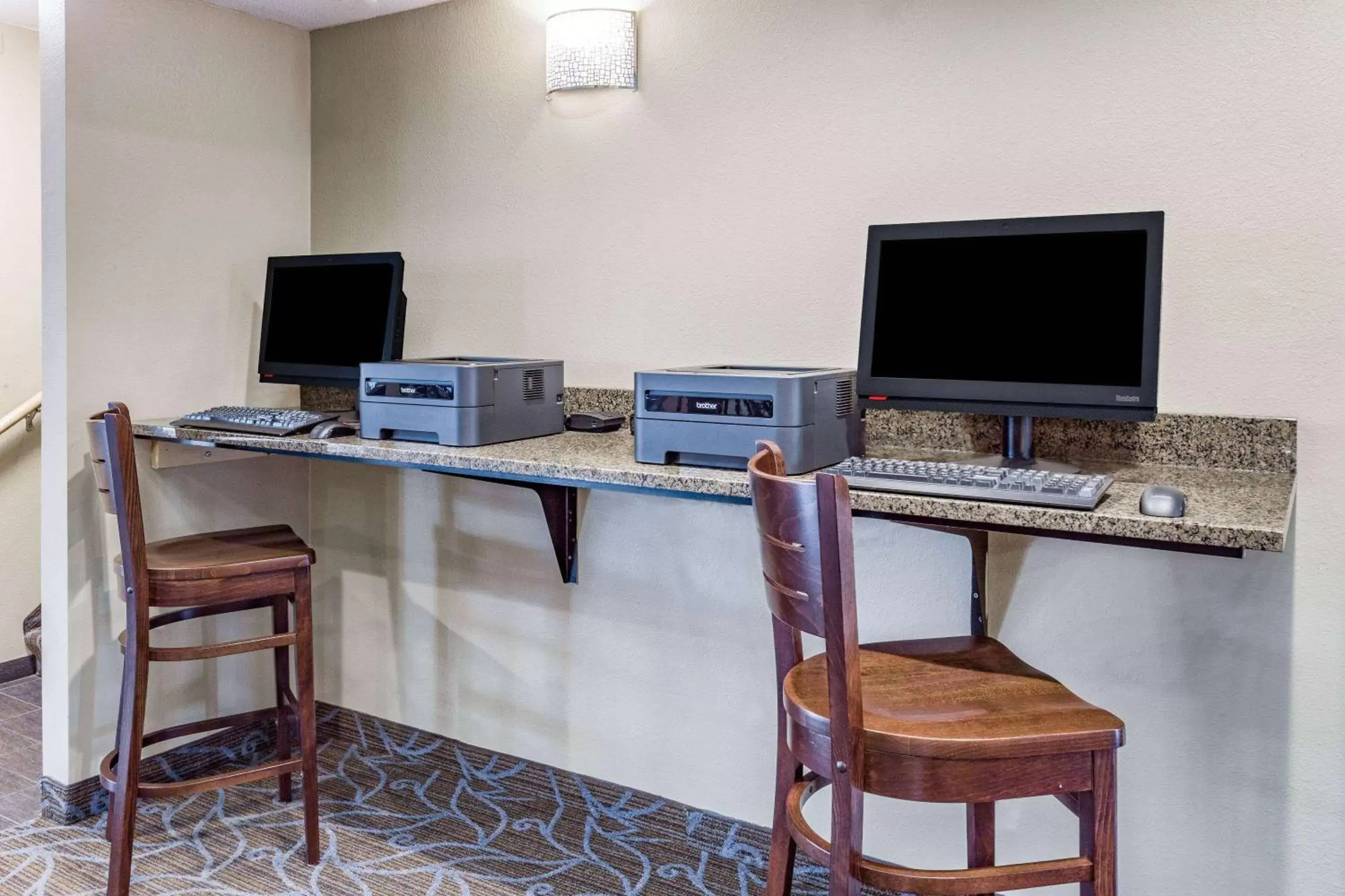 On site, Business Area/Conference Room in AmericInn by Wyndham Burnsville