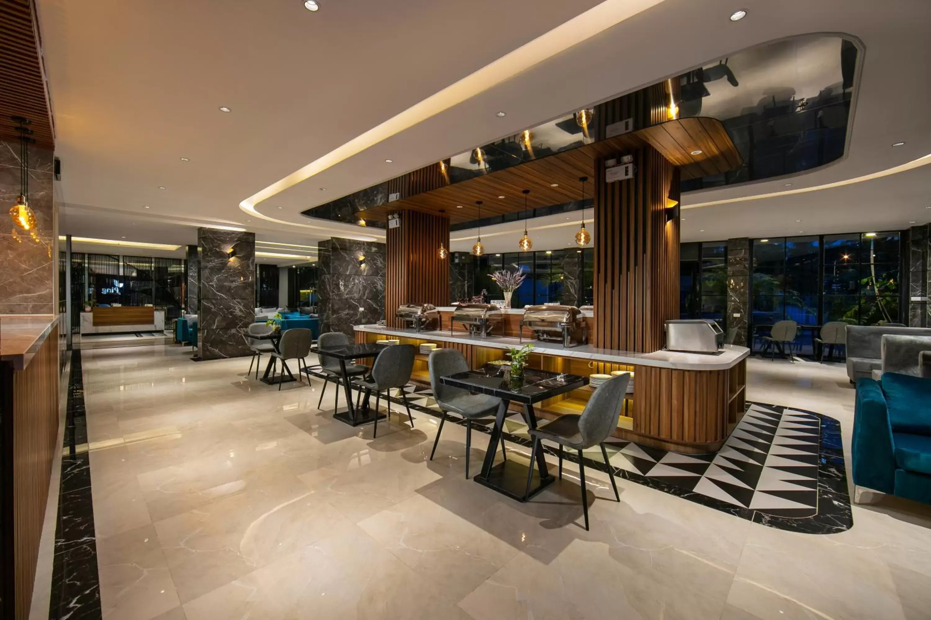 Restaurant/places to eat in Ping Hotel Restaurant/places to eat in Ping Hotel