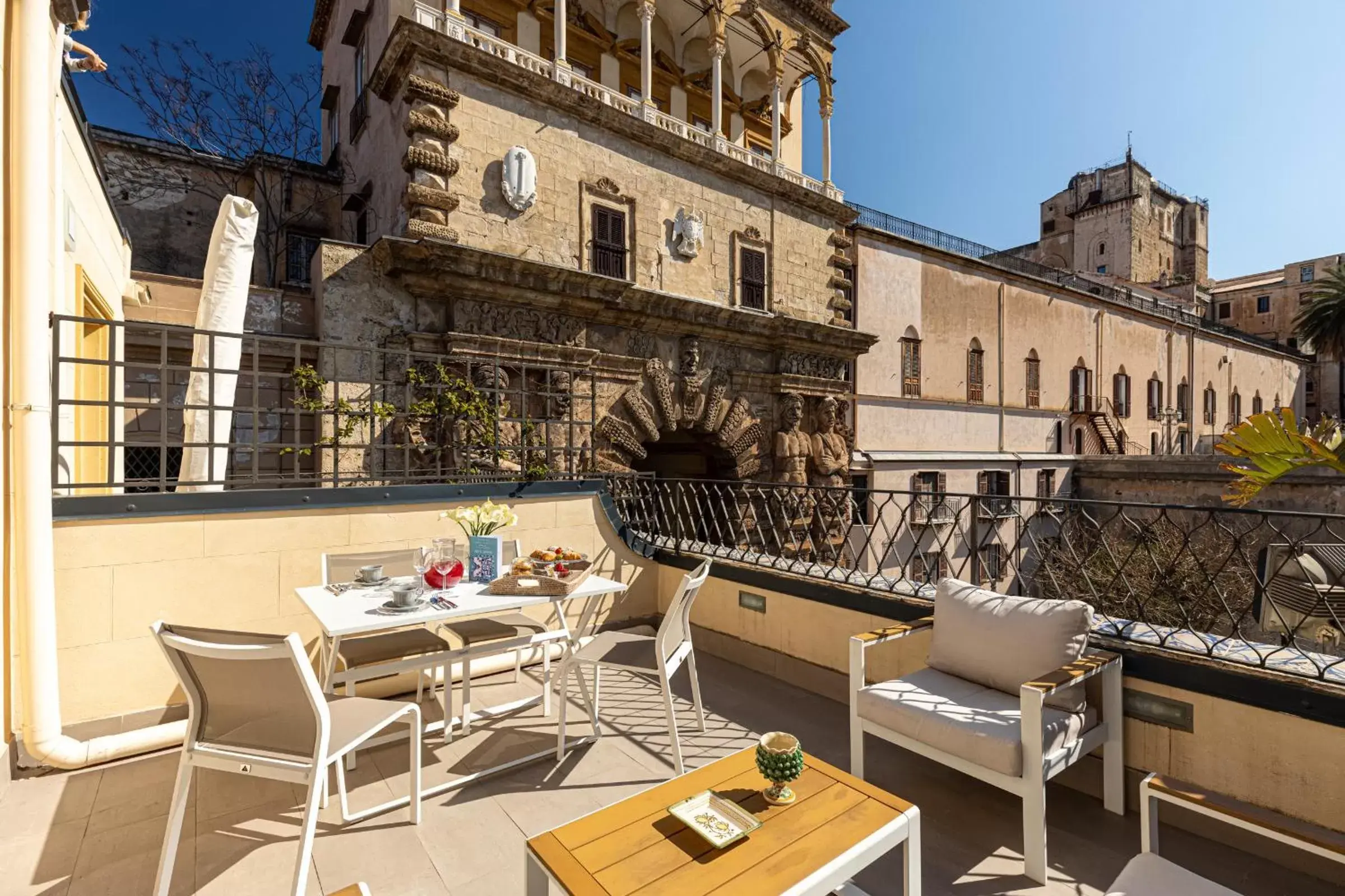 Balcony/Terrace, Restaurant/Places to Eat in I Mori di Porta Nuova Suite & Terrace