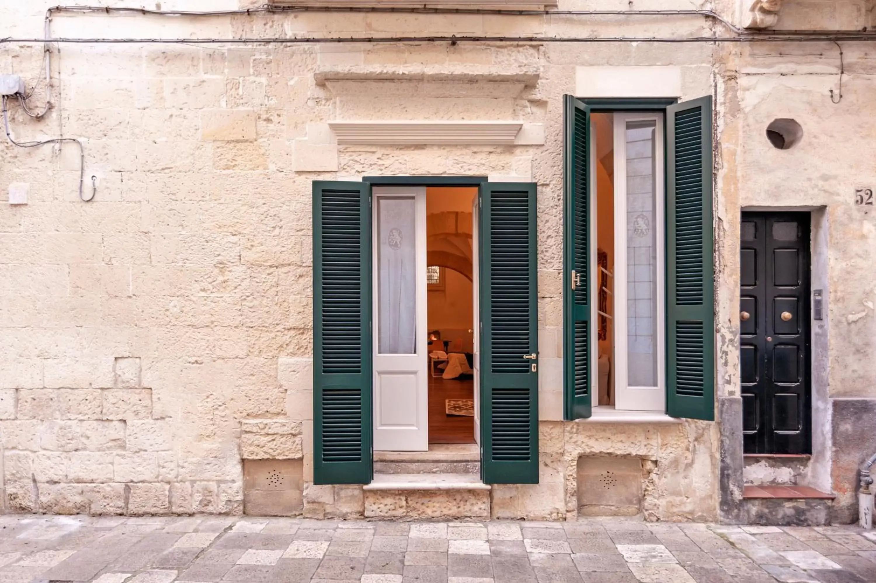 Facade/entrance in Yellow Loft - Old Town Apartment SIT