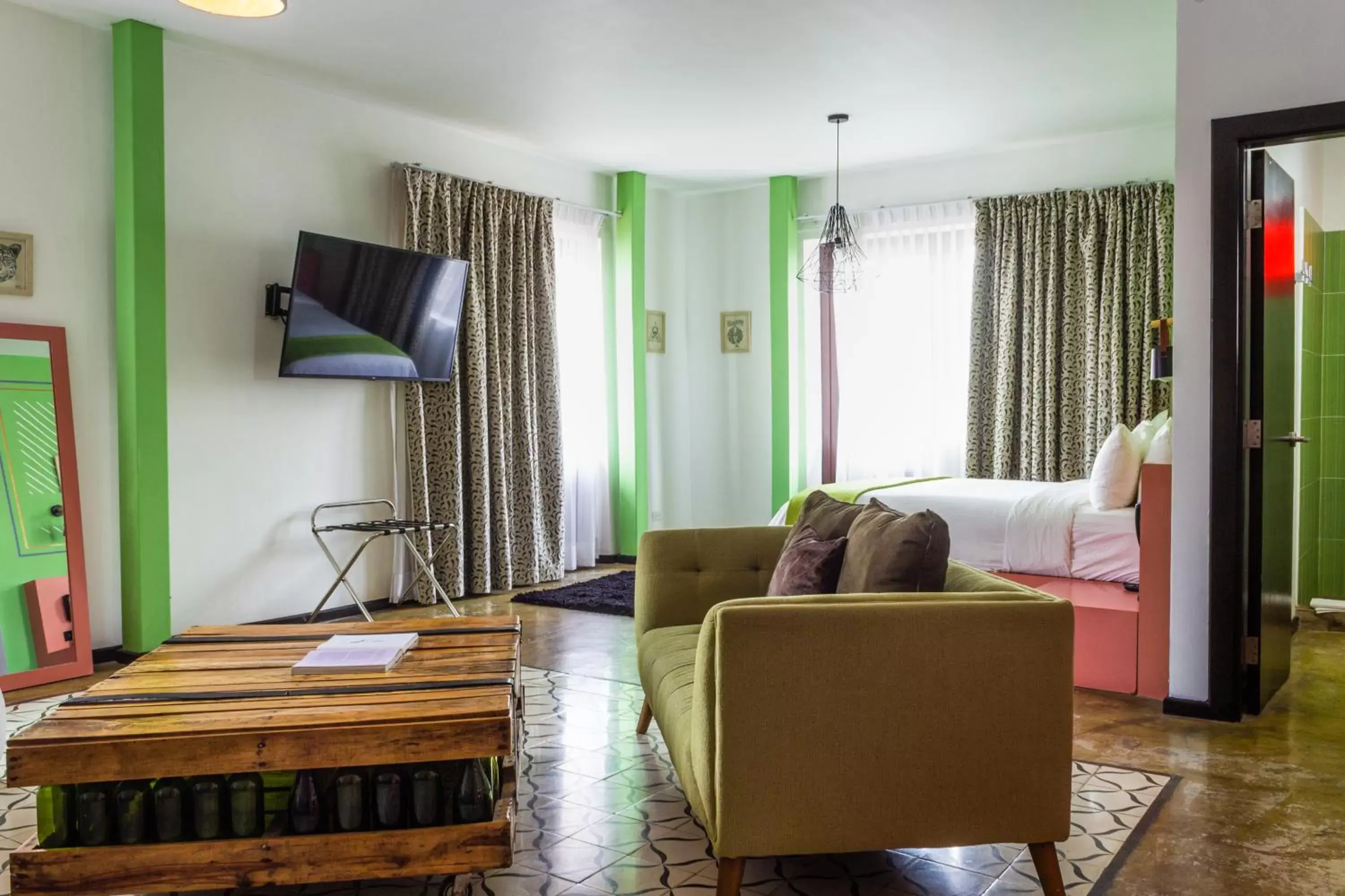 Bed in Tantalo Hotel - Kitchen - Roofbar Bed in Tantalo Hotel - Kitchen - Roofbar