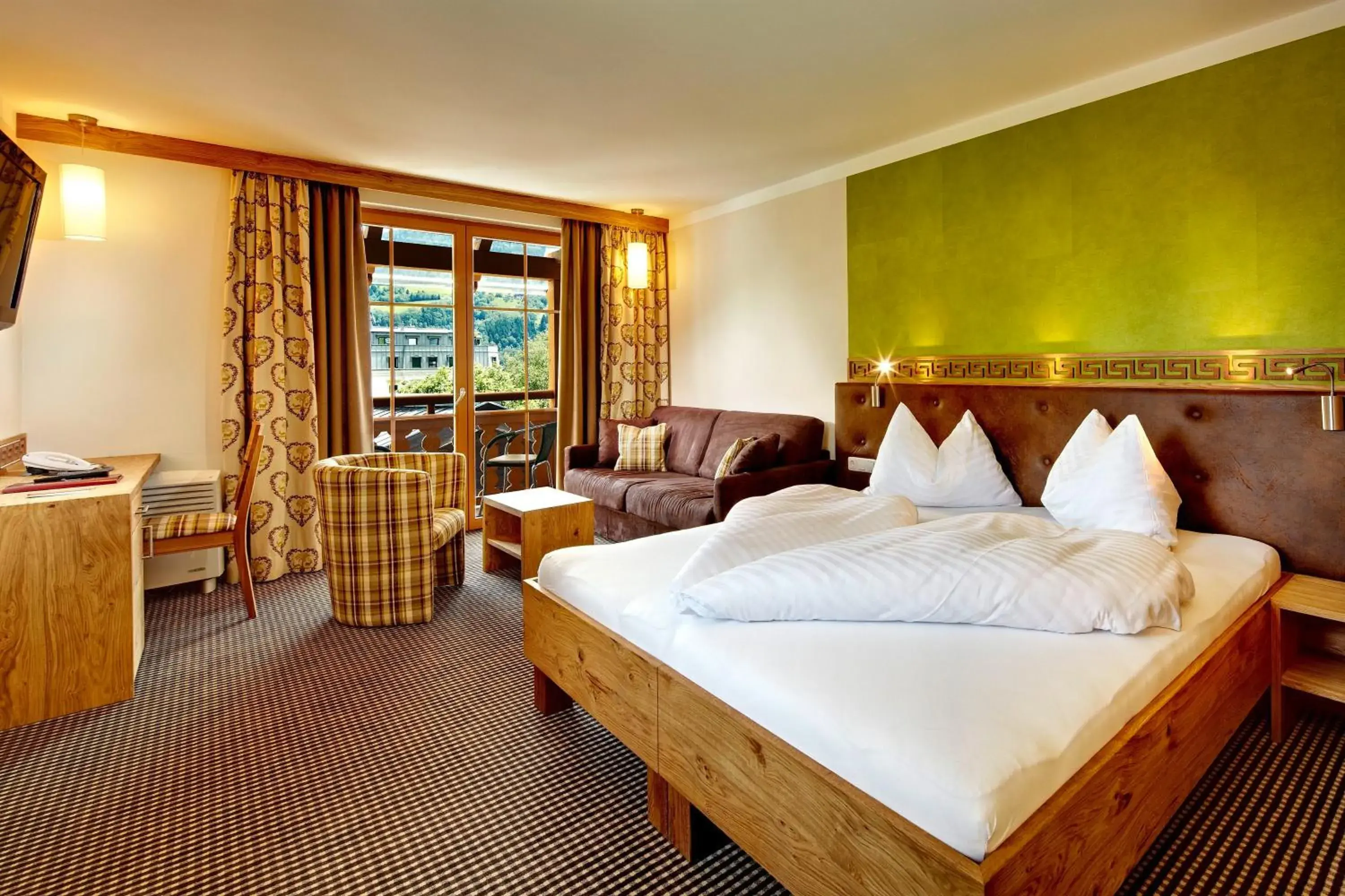 Bed in Hotel Fischerwirt Zell am See