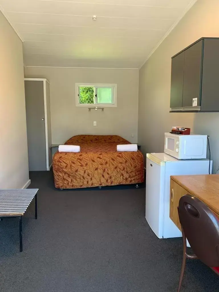 Bed in Apple Motor Inn Bed in Apple Motor Inn