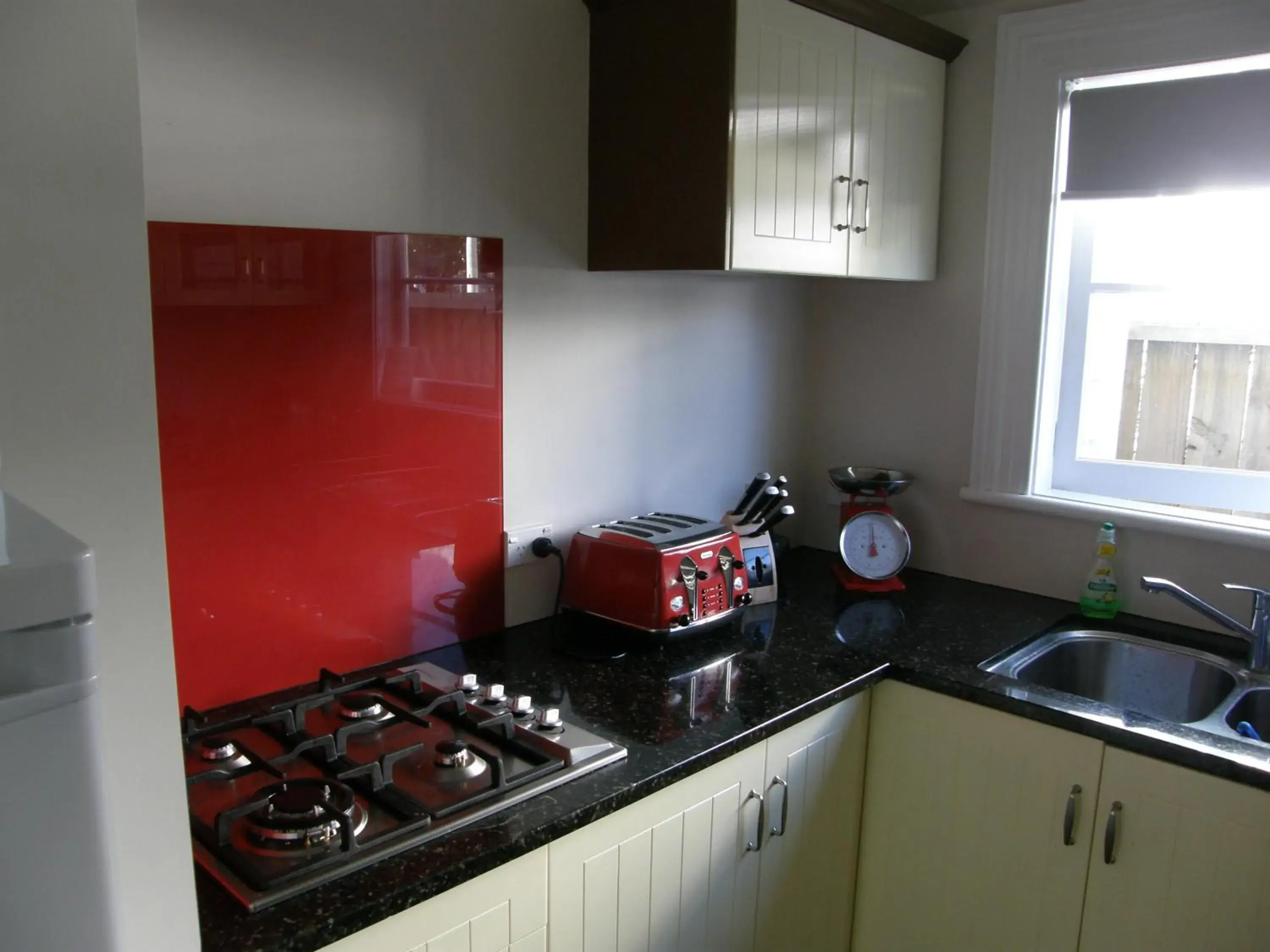 Kitchen or kitchenette, Kitchen/Kitchenette in Ponsonby Manor