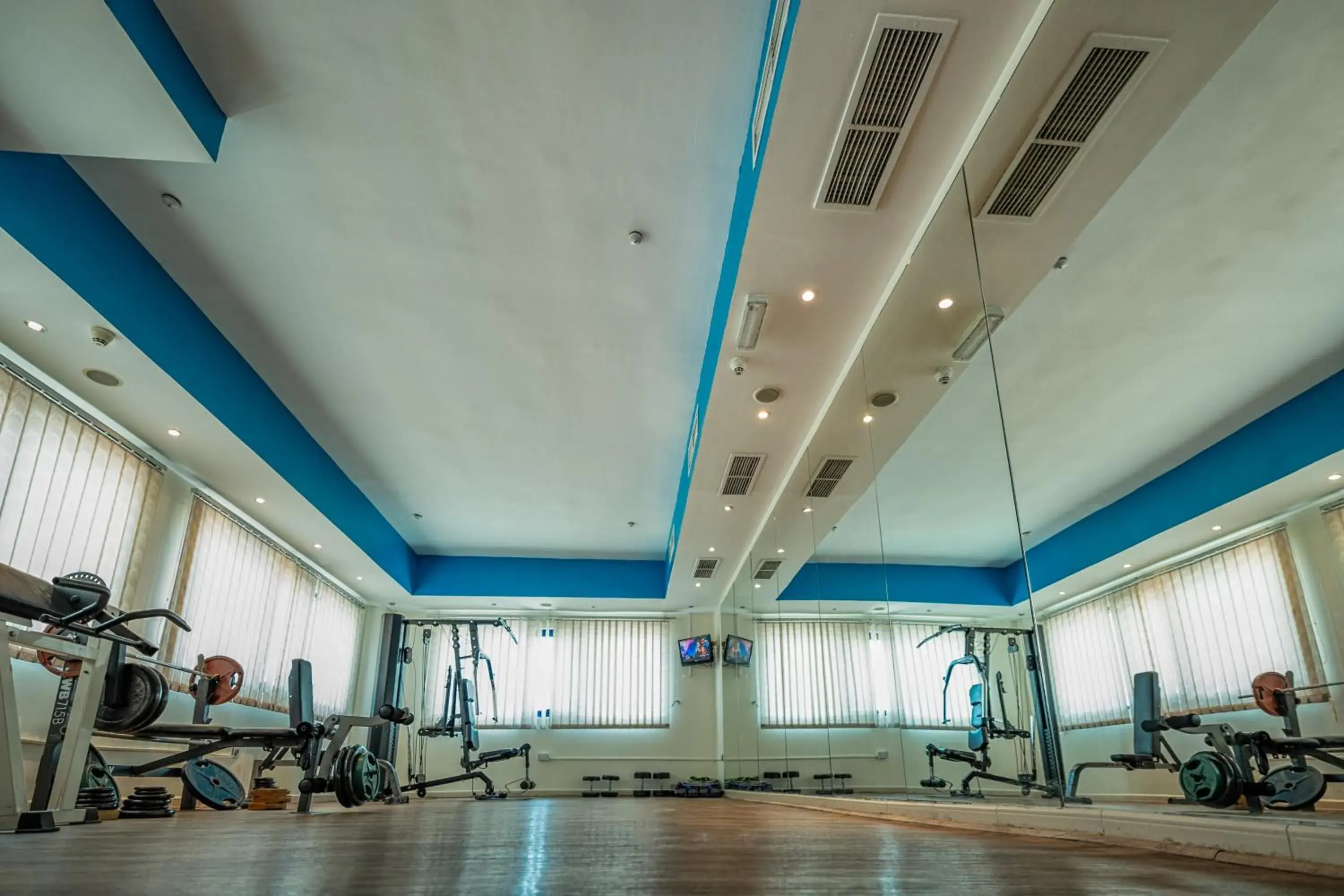 Fitness centre/facilities in Al Jawhara Gardens Hotel