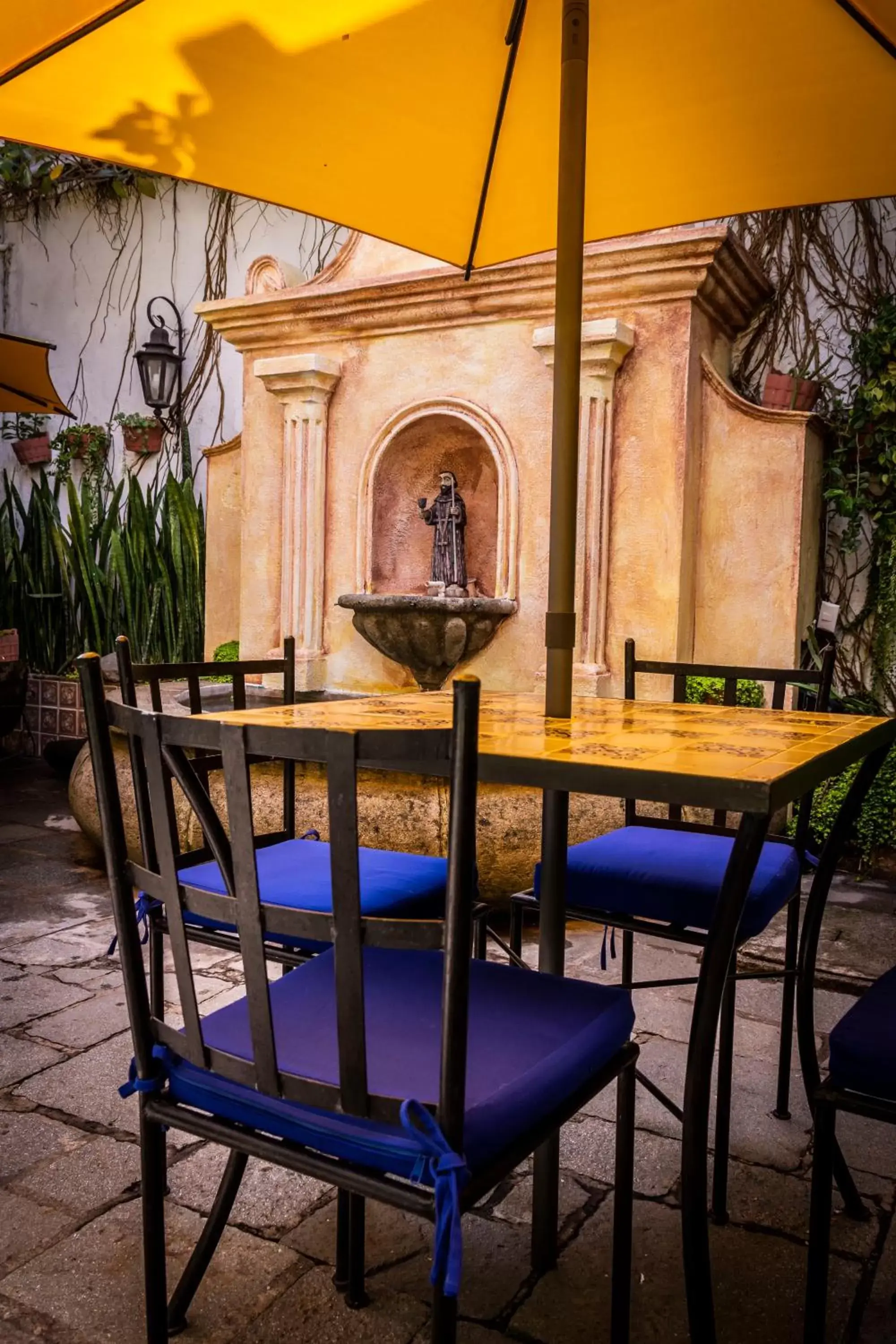 Patio in Hotel La Villa Serena