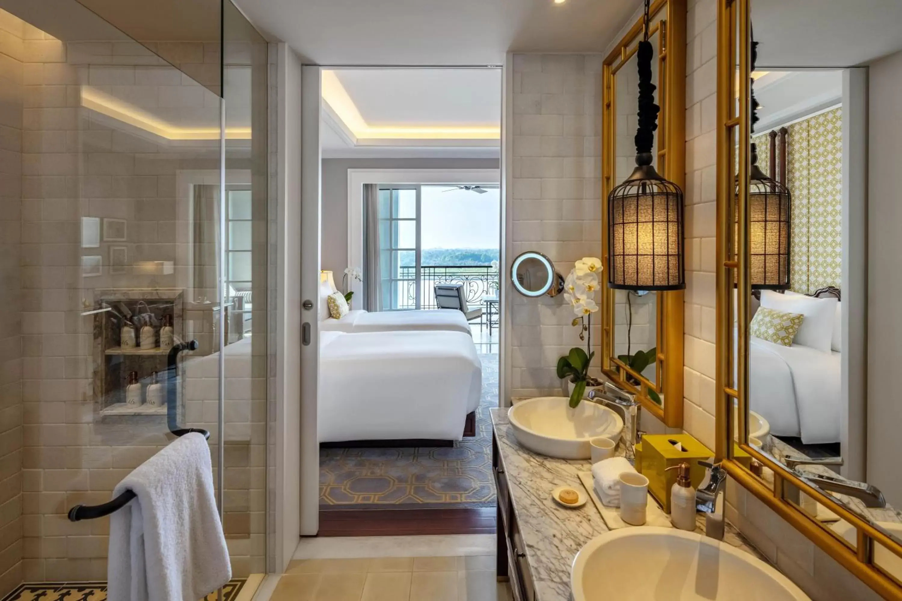 Bathroom in Mia Saigon – Luxury Boutique Hotel