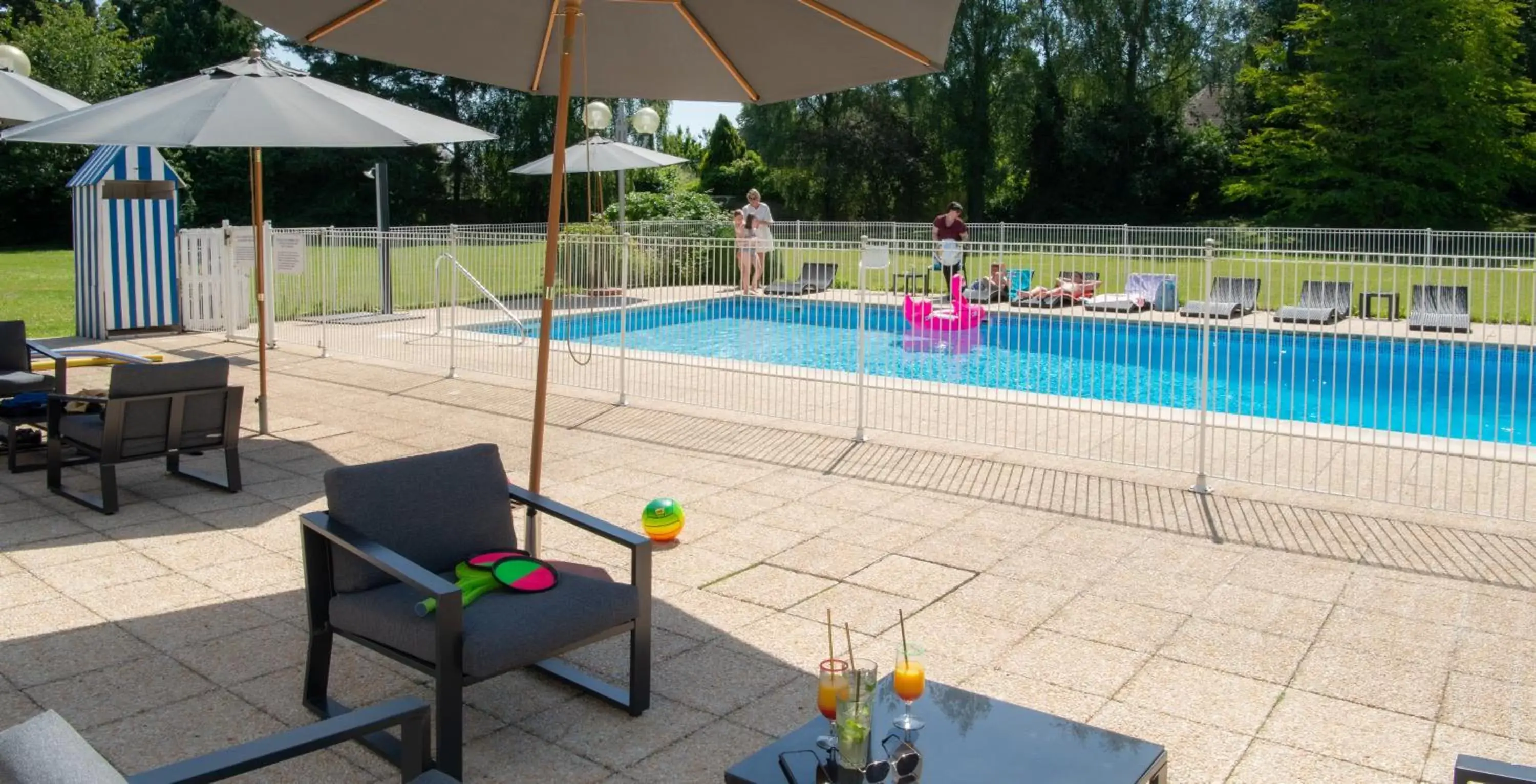 Swimming Pool in Novotel Bayeux