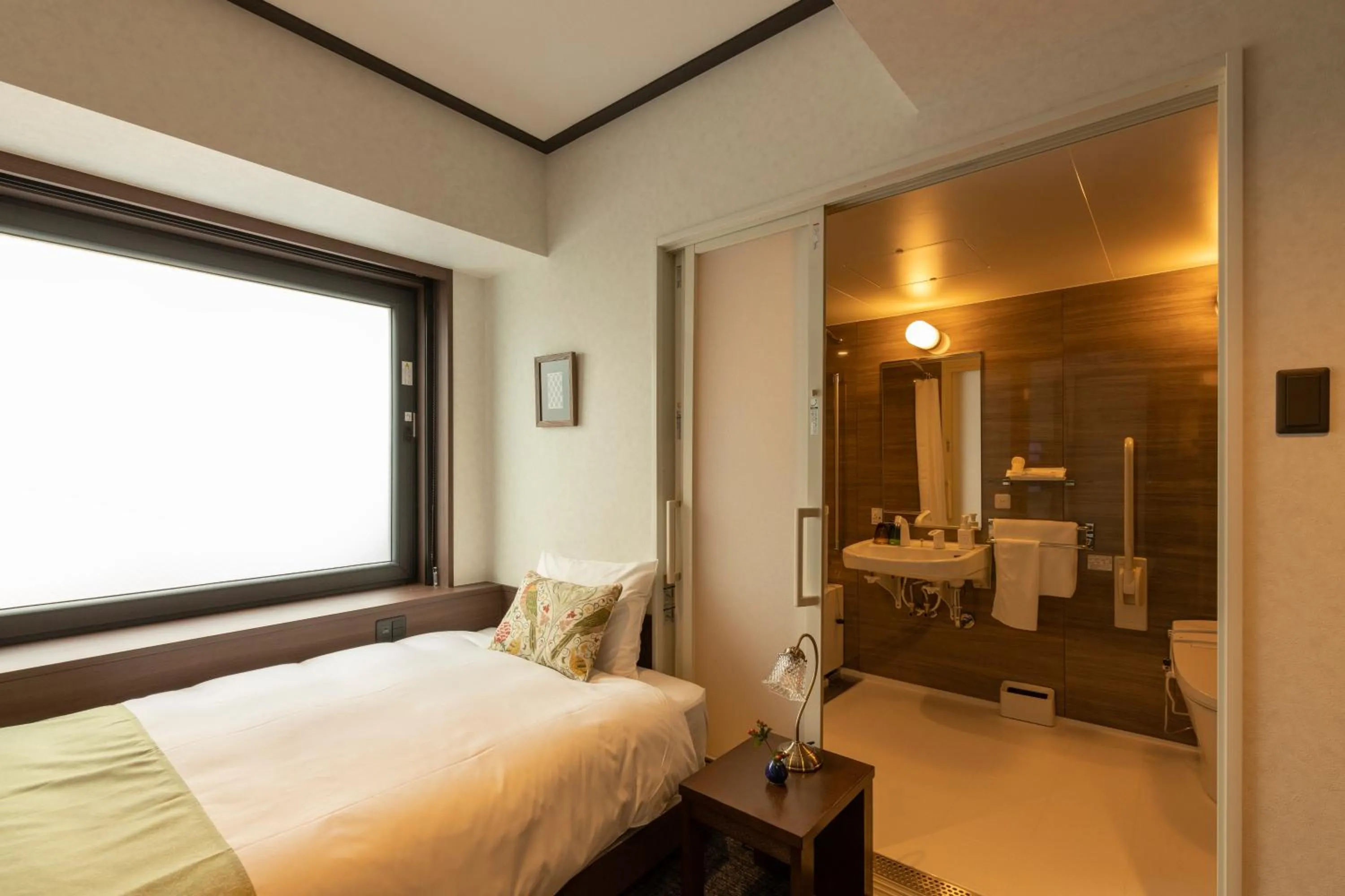 Bed in Hotel Aru Kyoto Sanjo Kiyamachi Do-ri