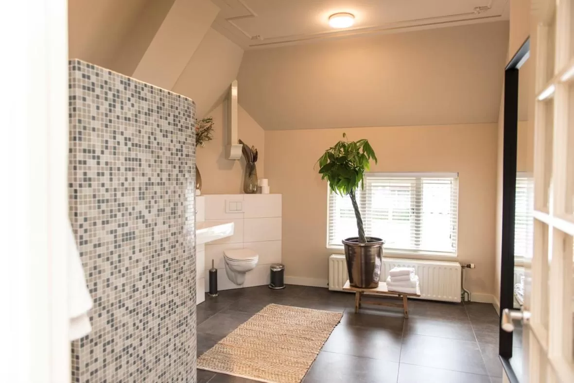 Bathroom in Herberg d'n brouwer