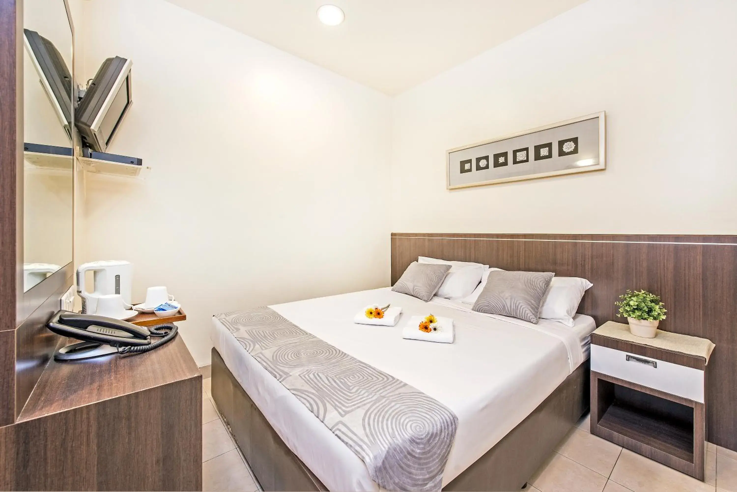 Other, Bed in Hotel 81 Balestier