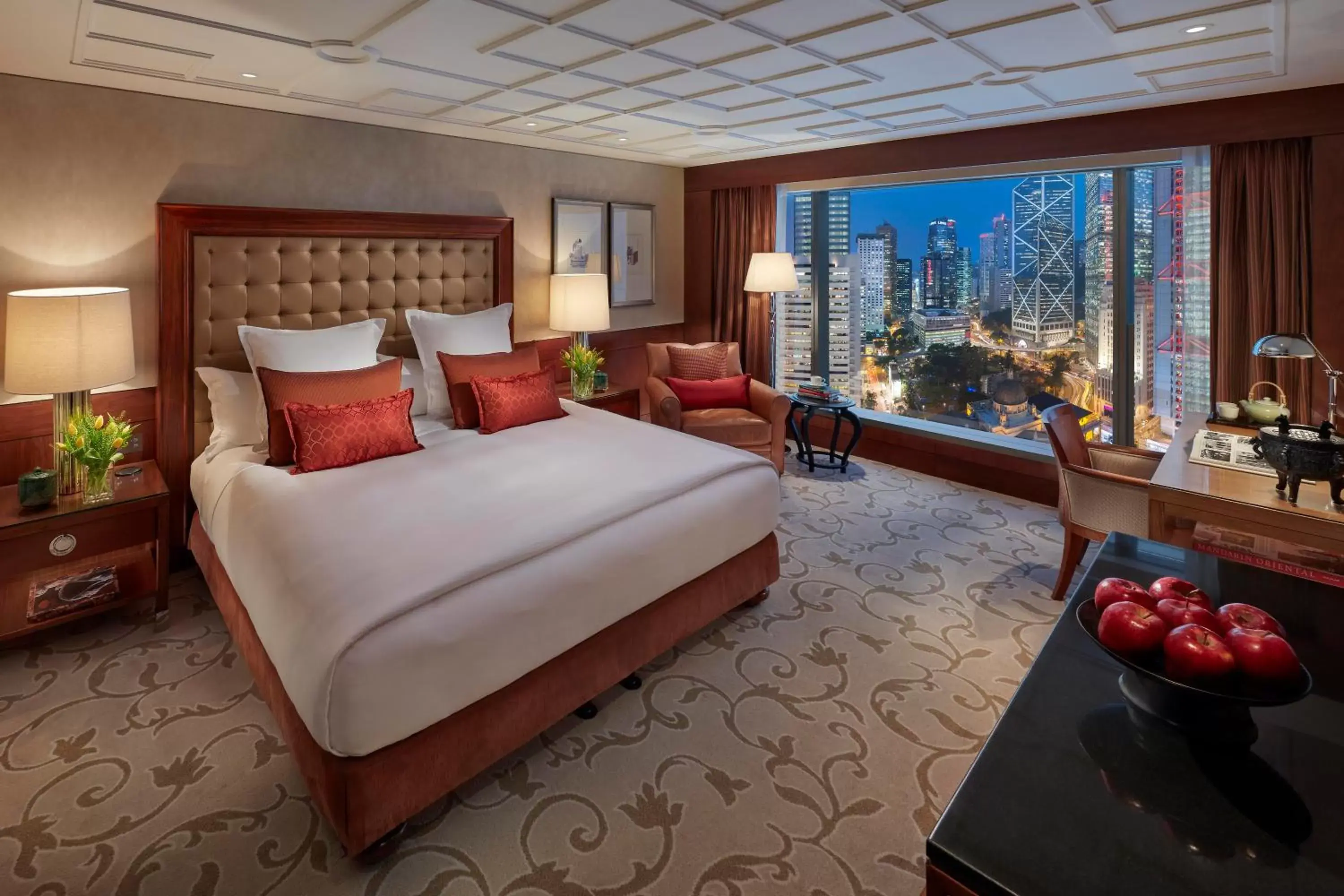 Bedroom in Mandarin Oriental Hong Kong