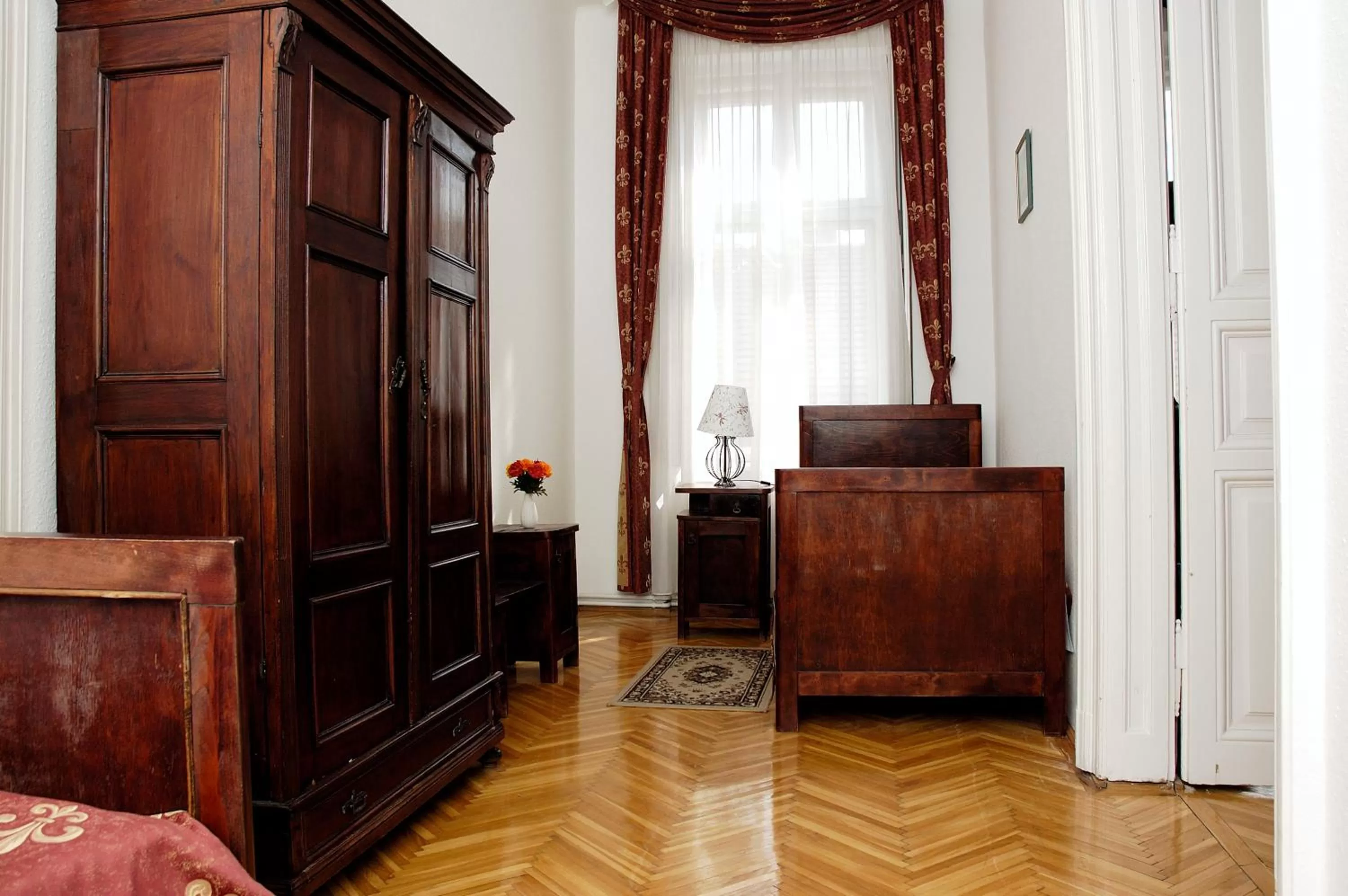 Photo of the whole room in Kalvin House Budapest