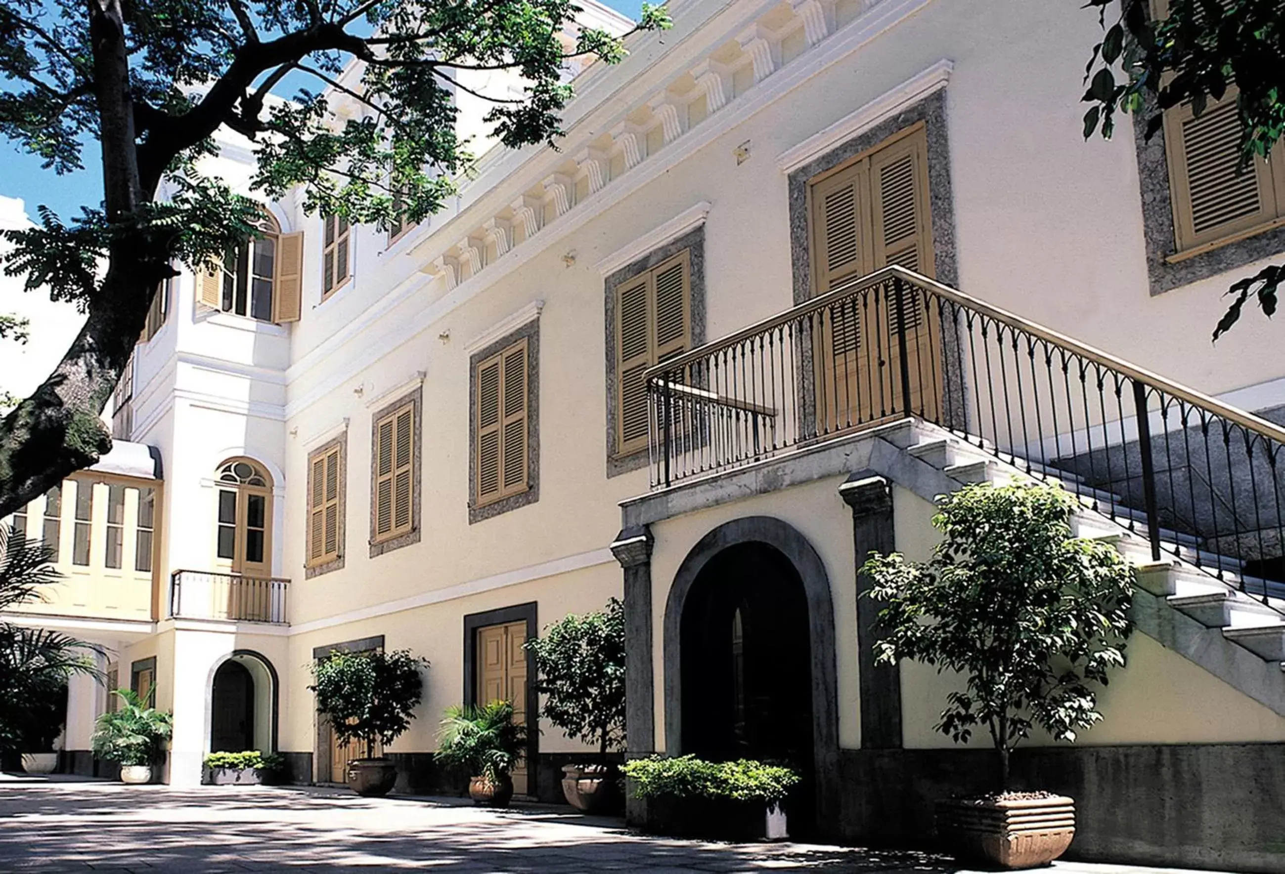 Facade/entrance in Windsor Florida Hotel Facade/entrance in Windsor Florida Hotel