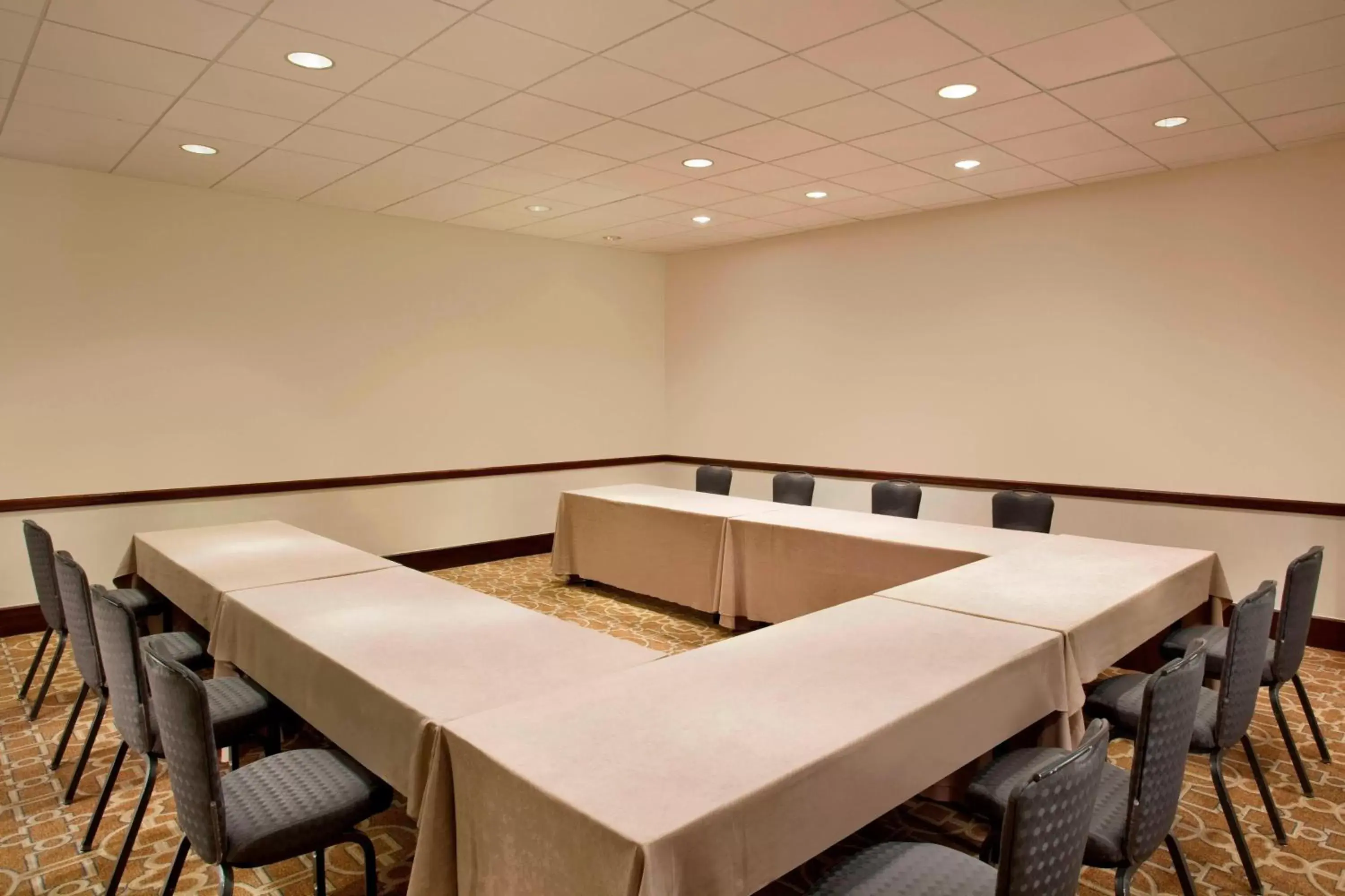 Meeting/conference room in Sheraton Kansas City Hotel at Crown Center