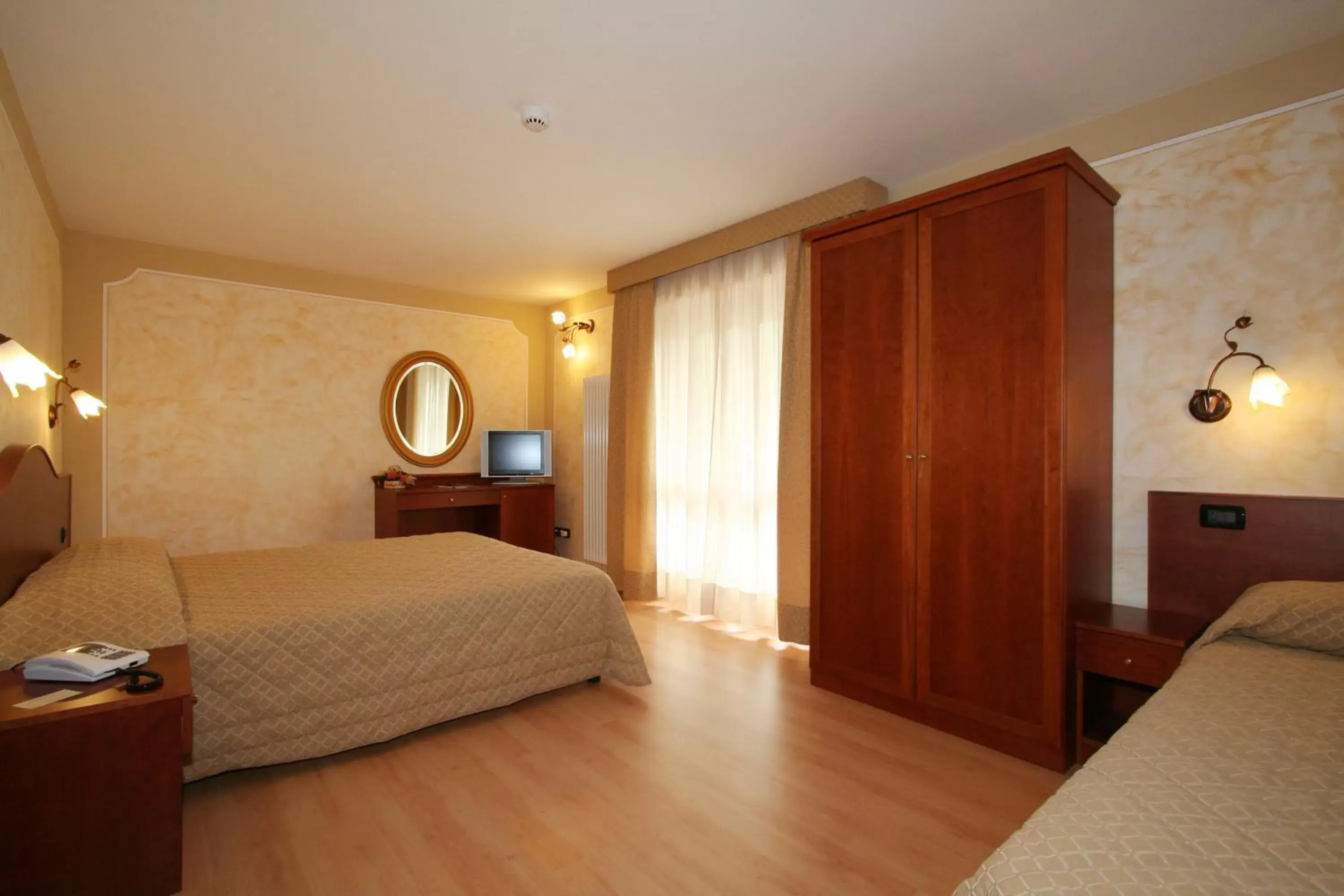 Bedroom, Bed in Hotel Dama Bianca