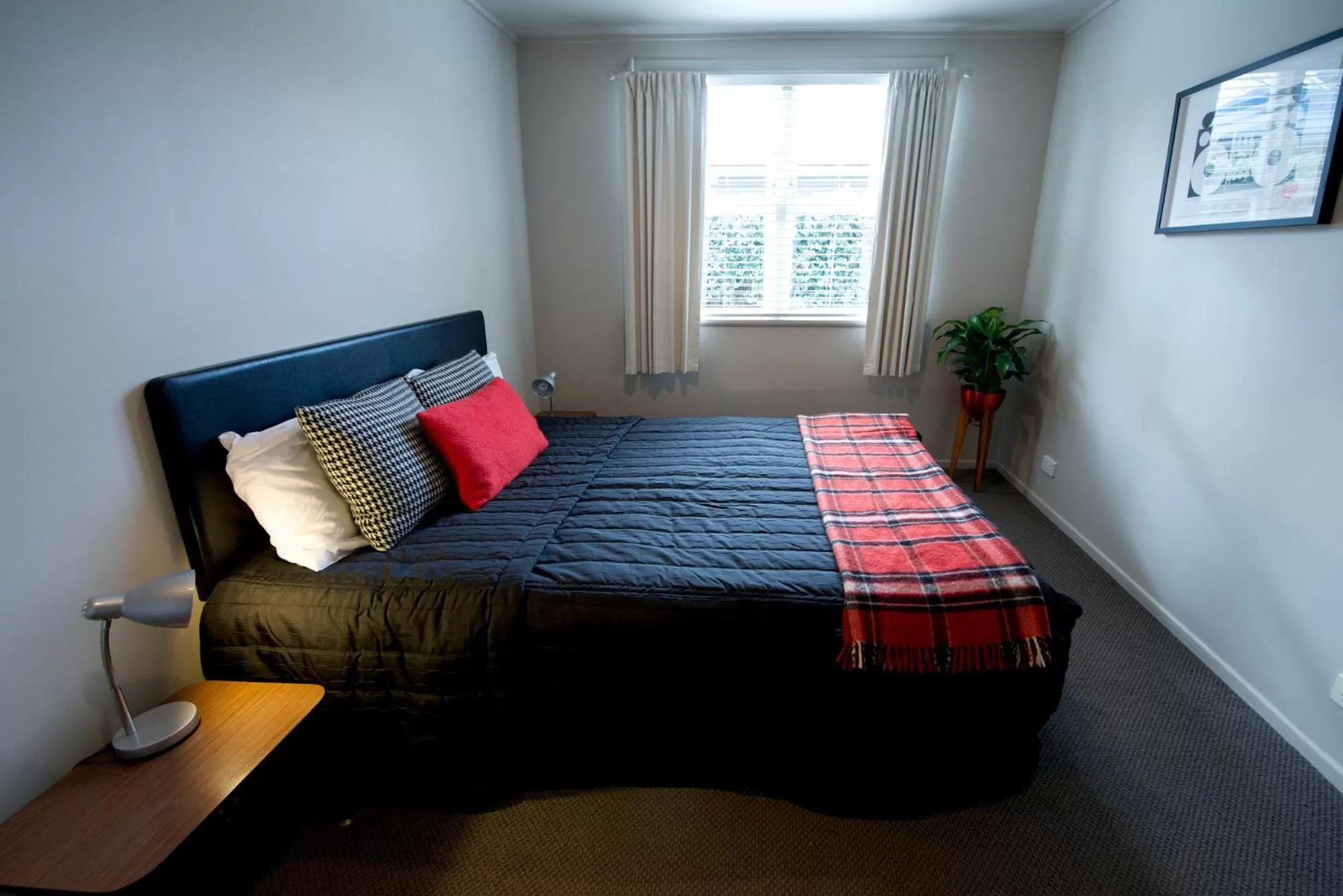 Bed in The Lake Motel