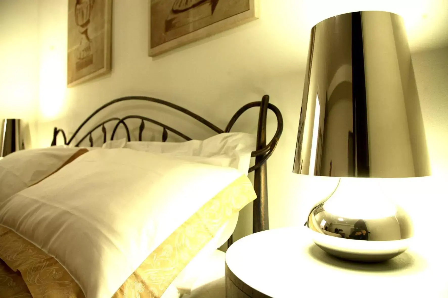 Bed in R&B Santo Stefano