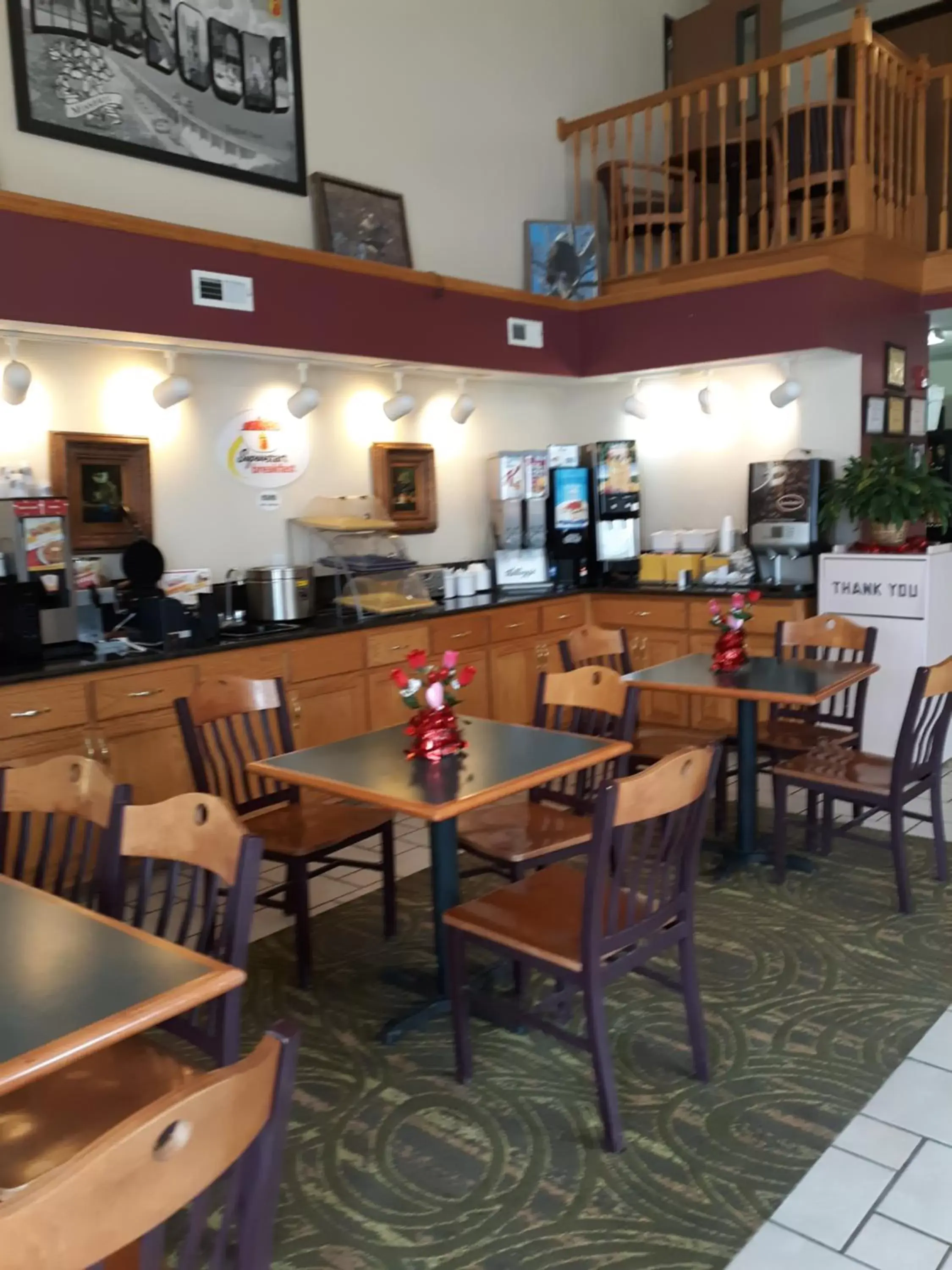 Continental breakfast, Restaurant/Places to Eat in Super 8 by Wyndham Mound City