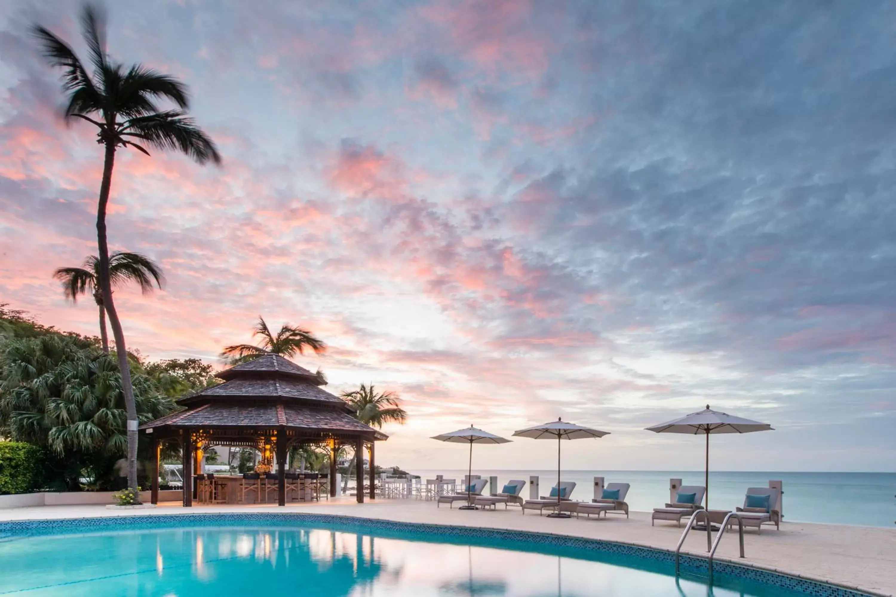 Swimming Pool in Blue Waters Resort and Spa