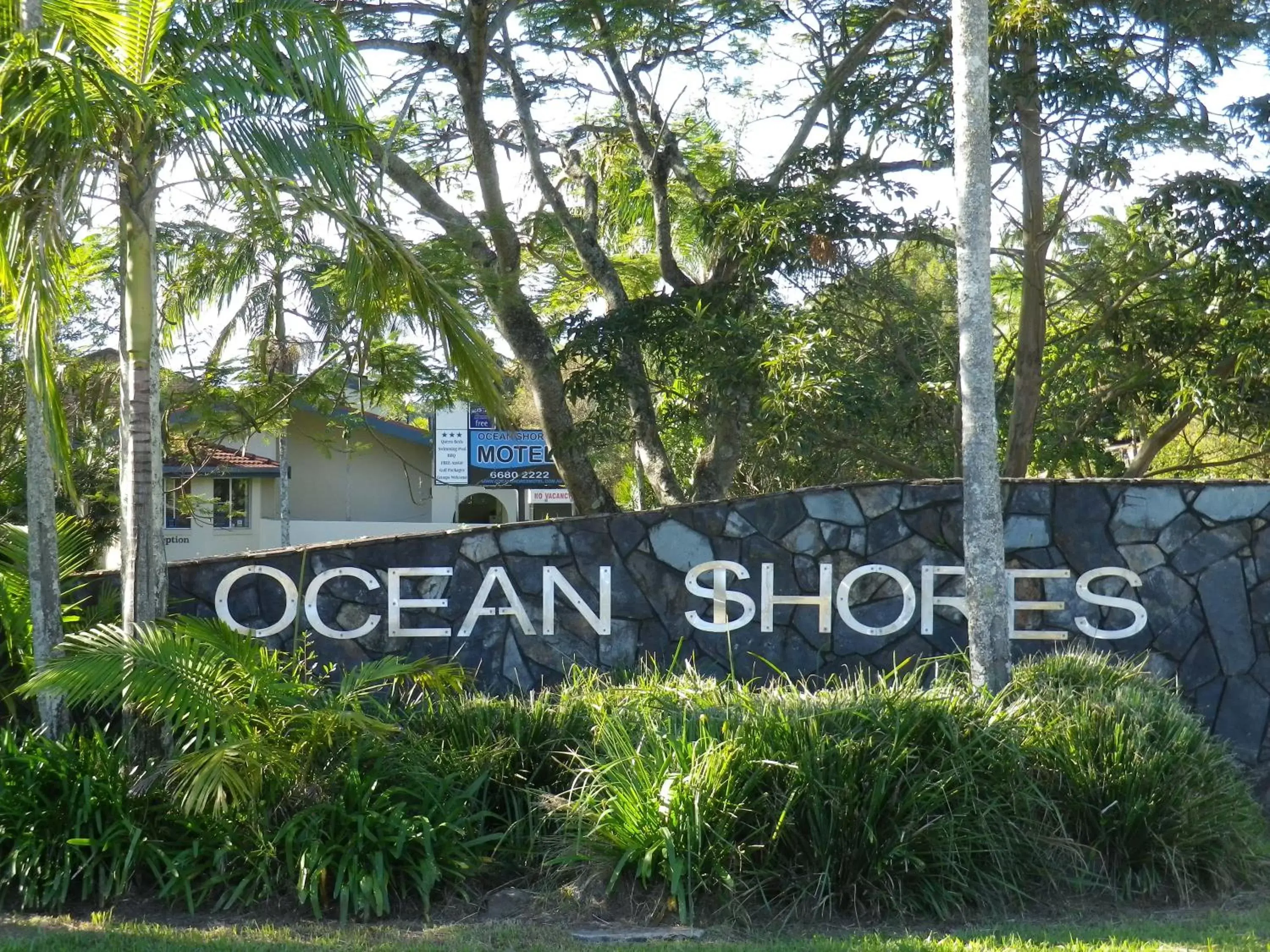 Property building, Property Logo/Sign in Ocean Shores Motel