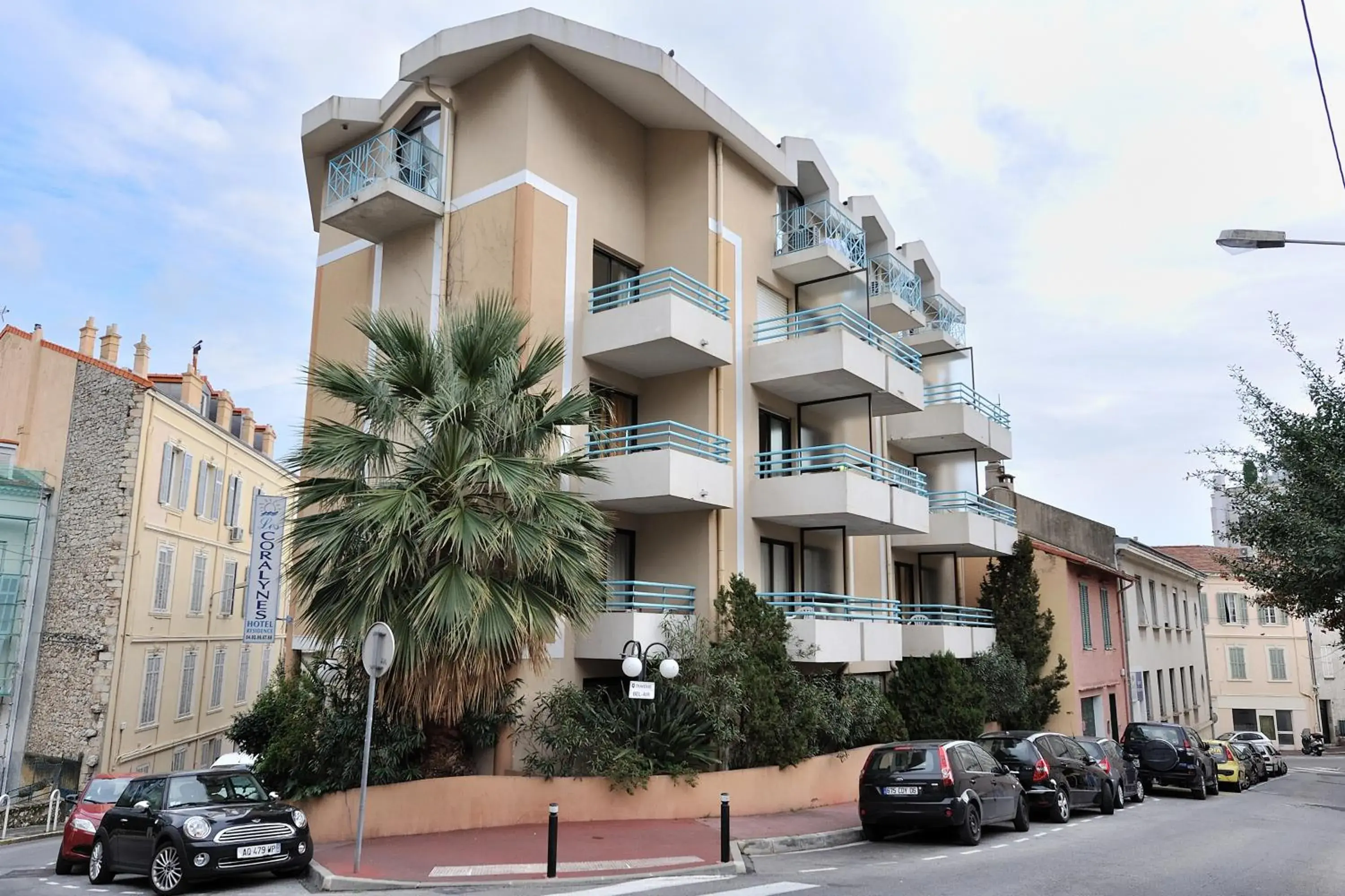 Facade/entrance, Property Building in Residhotel Les Coralynes