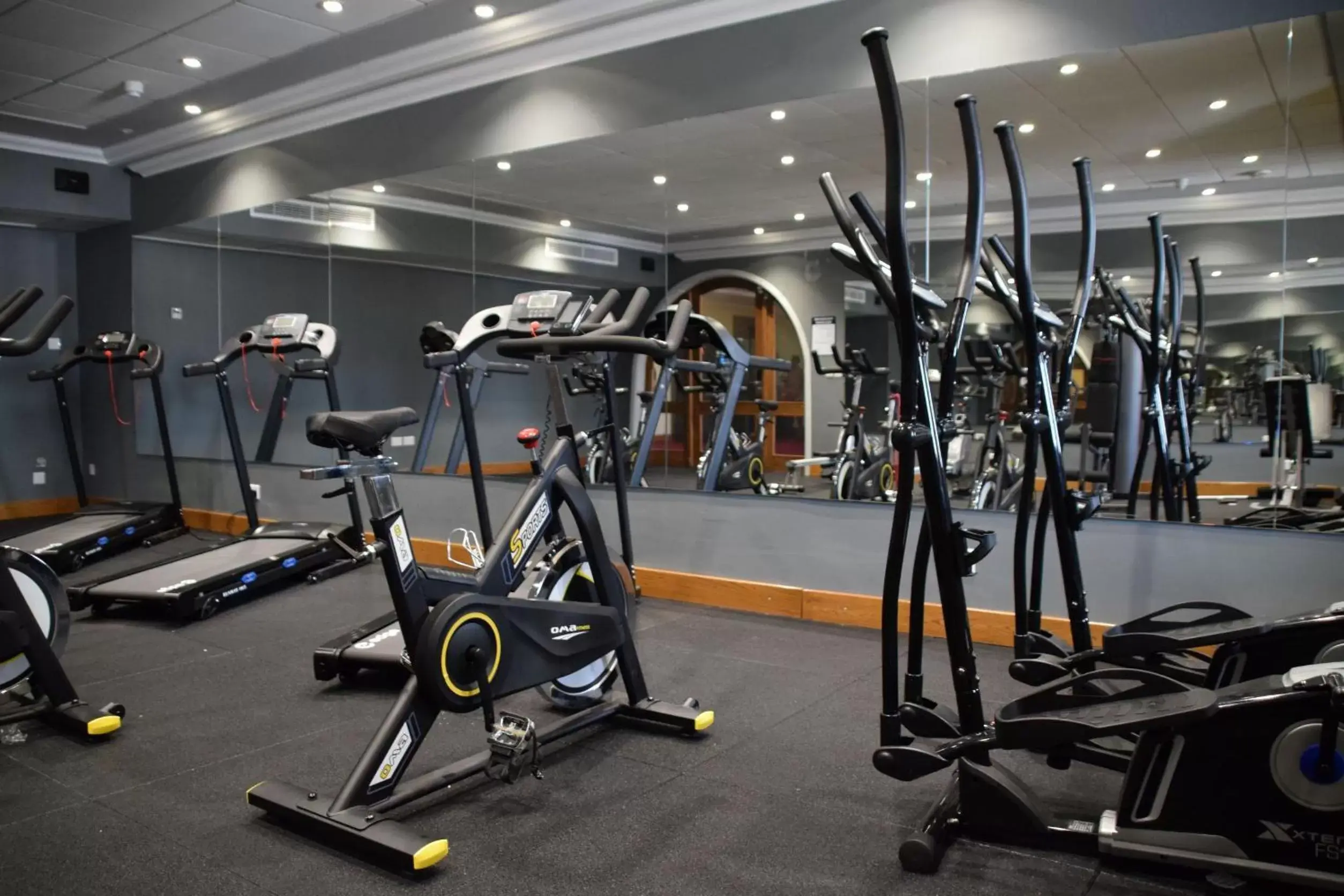 Fitness centre/facilities in Paradise Bay Resort Fitness centre/facilities in Paradise Bay Resort