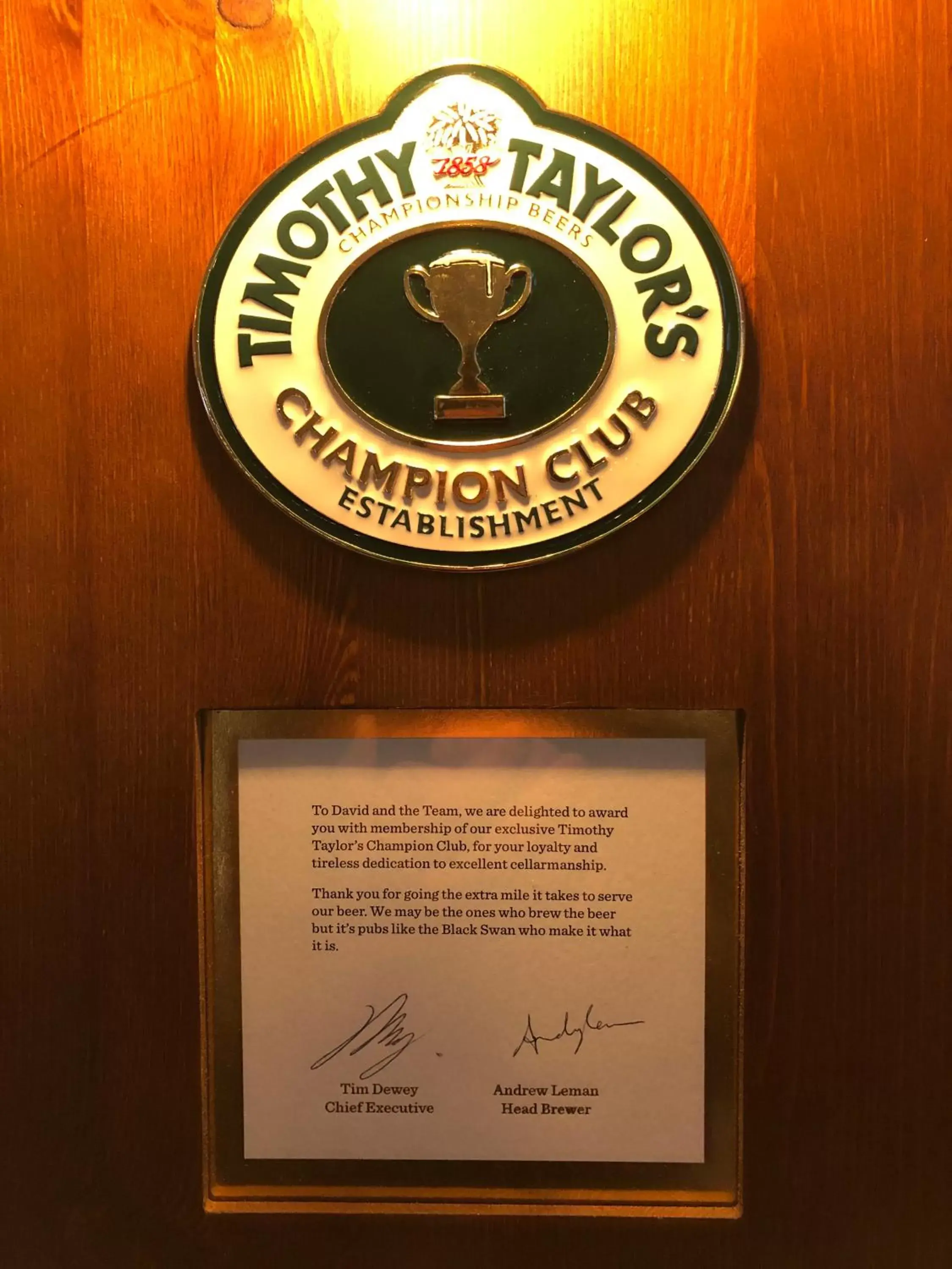 Logo/Certificate/Sign in The Black Swan Hotel