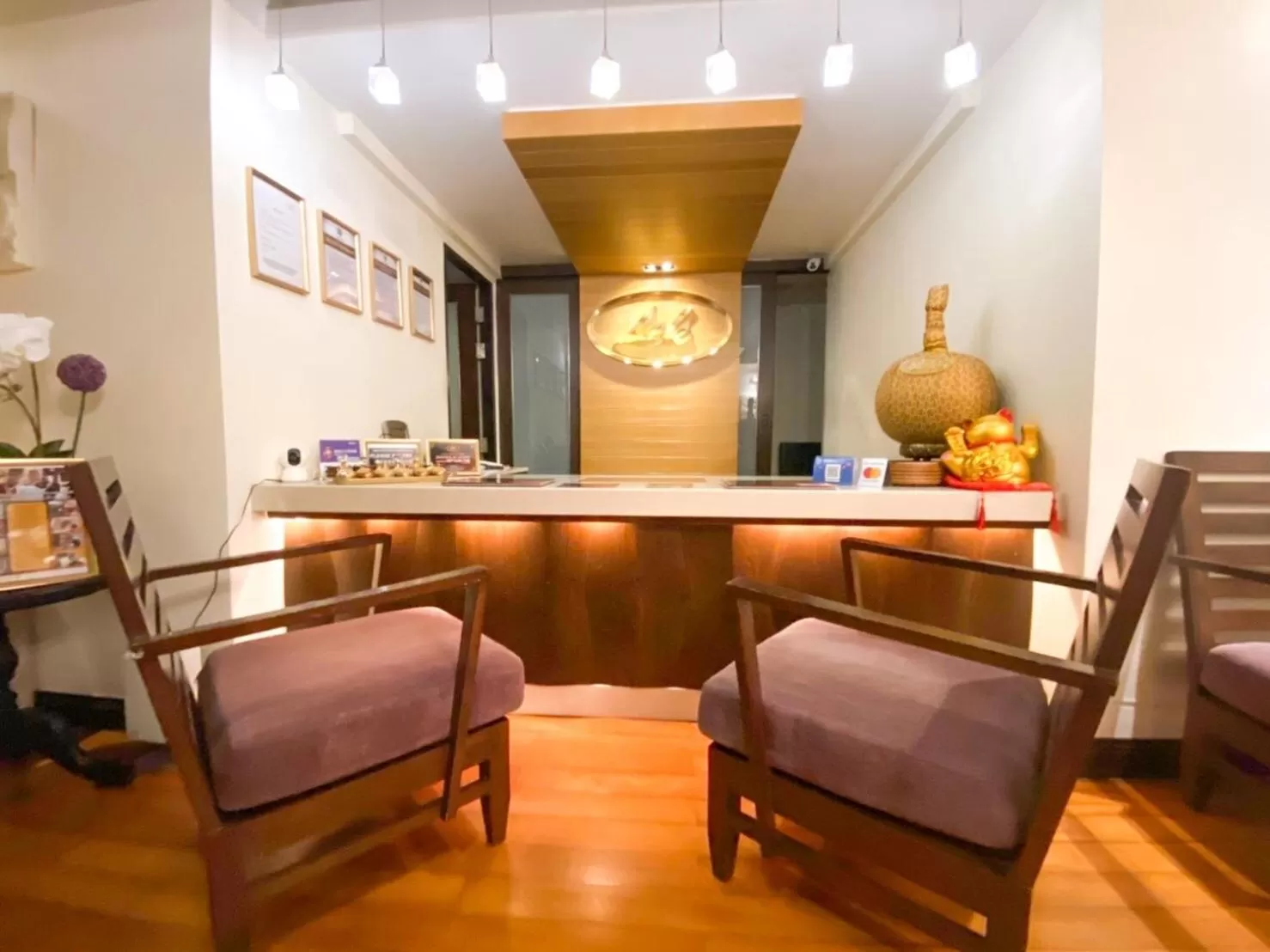 Spa and wellness centre/facilities in The Quarter Saladaeng by UHG